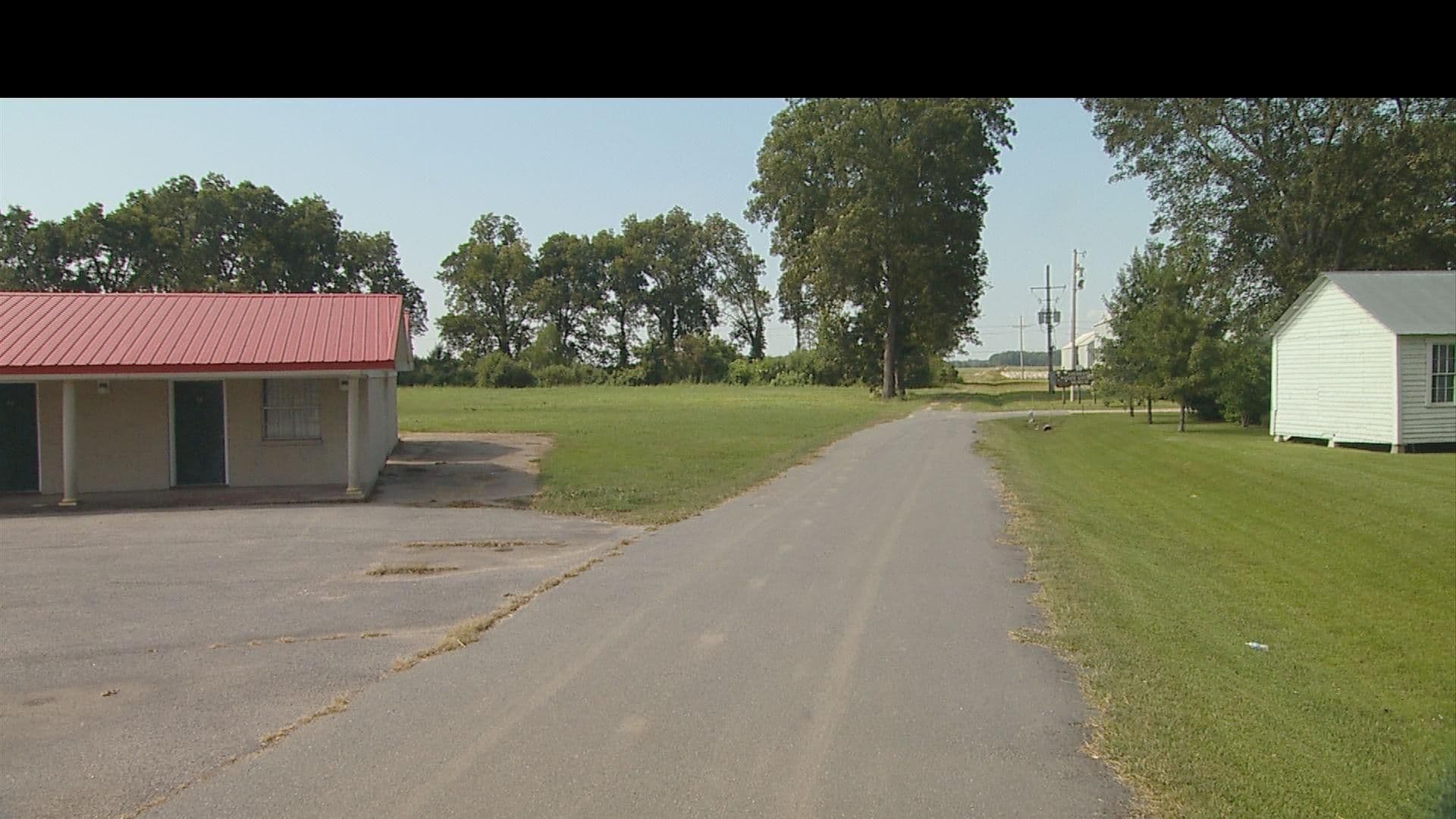 Street view near Lakeview Inn, Lake Providence — © FF_local (CC BY-SA · Mapillary)