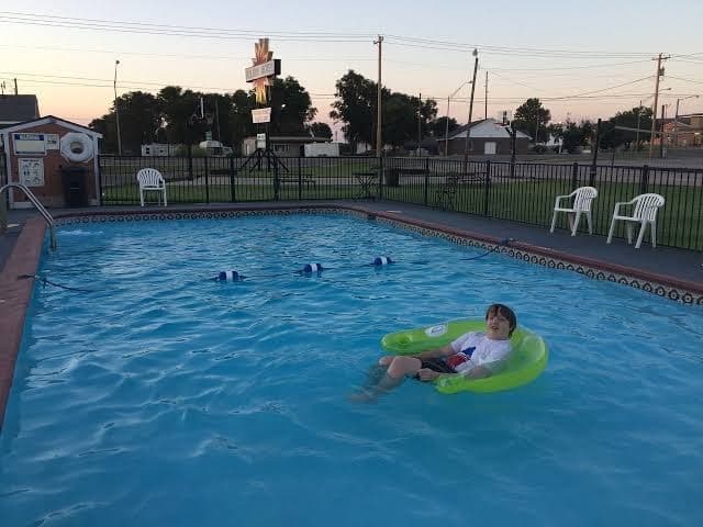 Holiday Motel, Motel in Alva