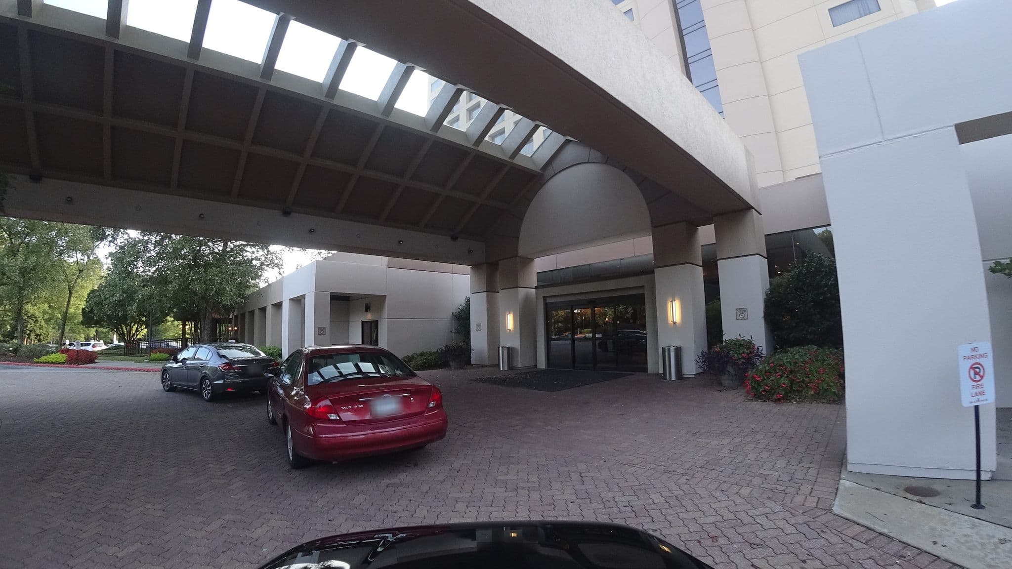 Street view near Sonesta Gwinnett Place Atlanta;Sonesta ES Suites Gwinnett Place Atlanta, Lilburn — © lxmatl5 (CC BY-SA · Mapillary)