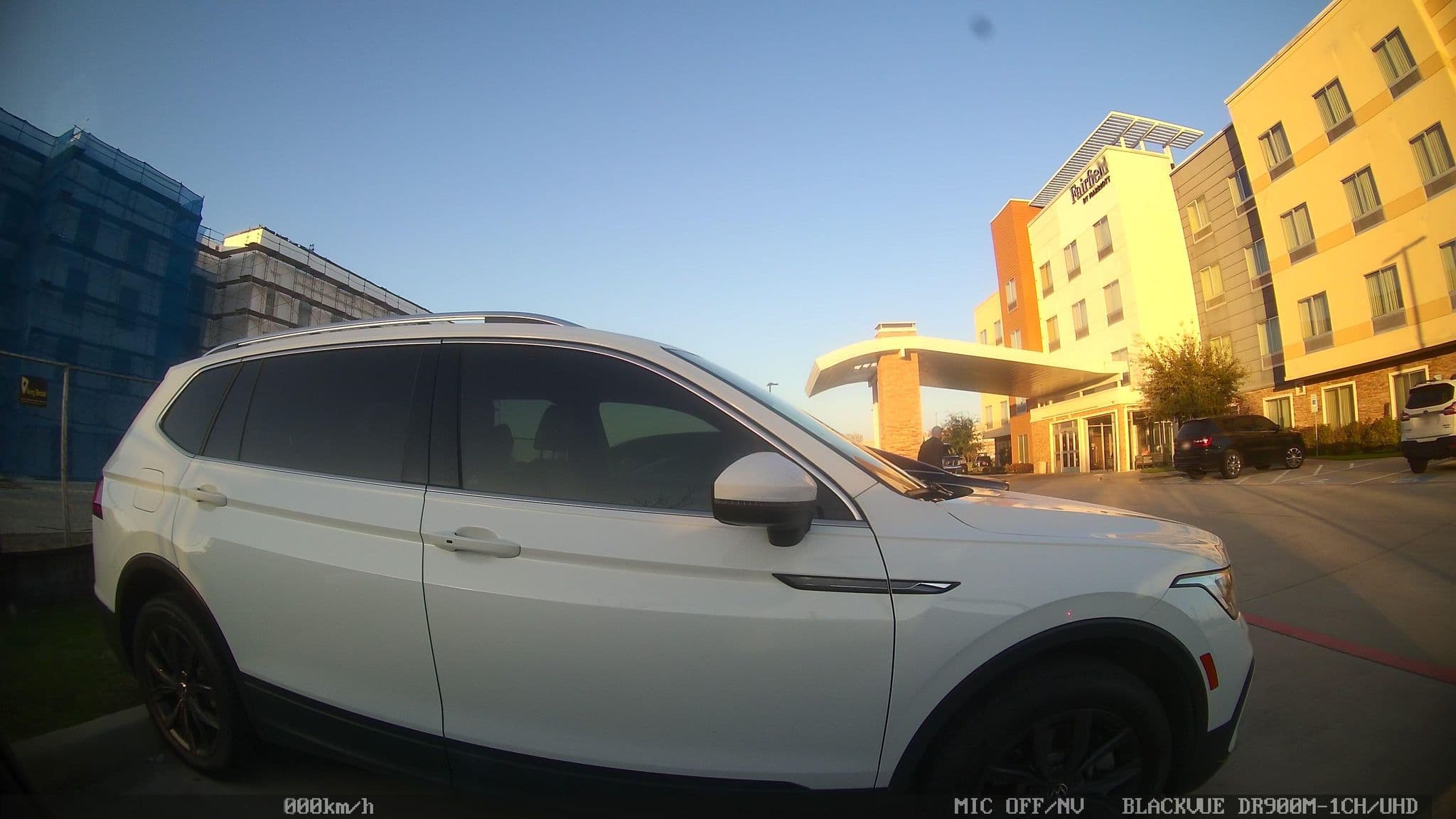 Street view near Fairfield Inn & Suites Dallas West/I-30, Cockrell Hill — © karitotp (CC BY-SA · Mapillary)
