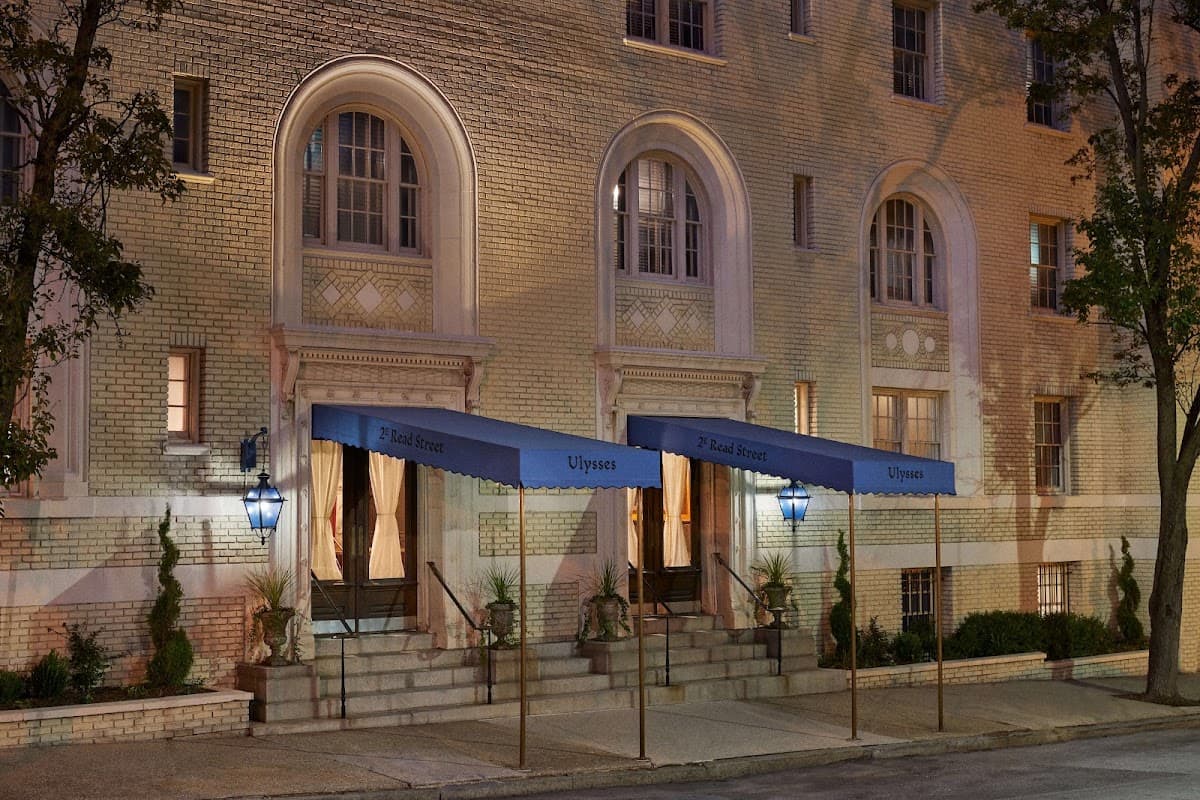 Ulysses, Hotel in Mid-Town Belvedere