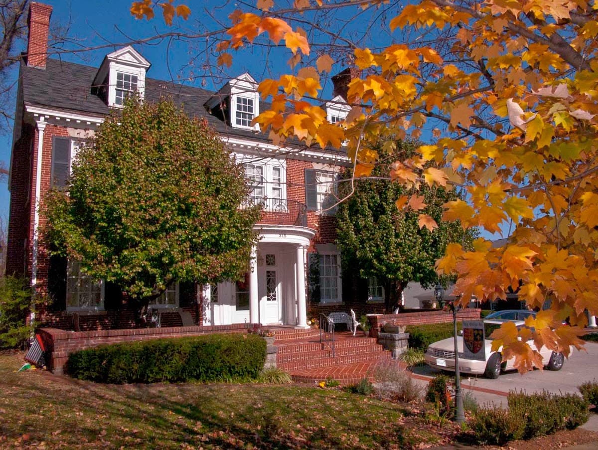 King George Inn Bed & Breakfast, Hotel in Roanoke
