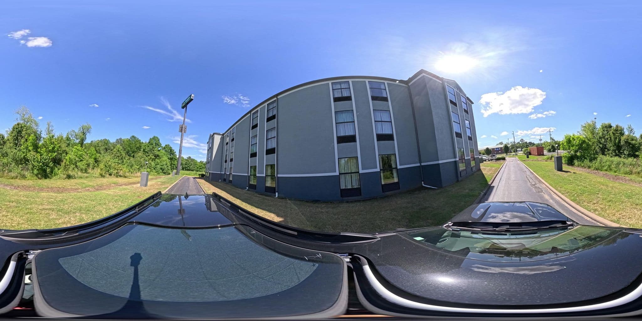 Street view near Quality Inn & Suites, Maumelle — © Bharadwaj (CC BY-SA · Mapillary)