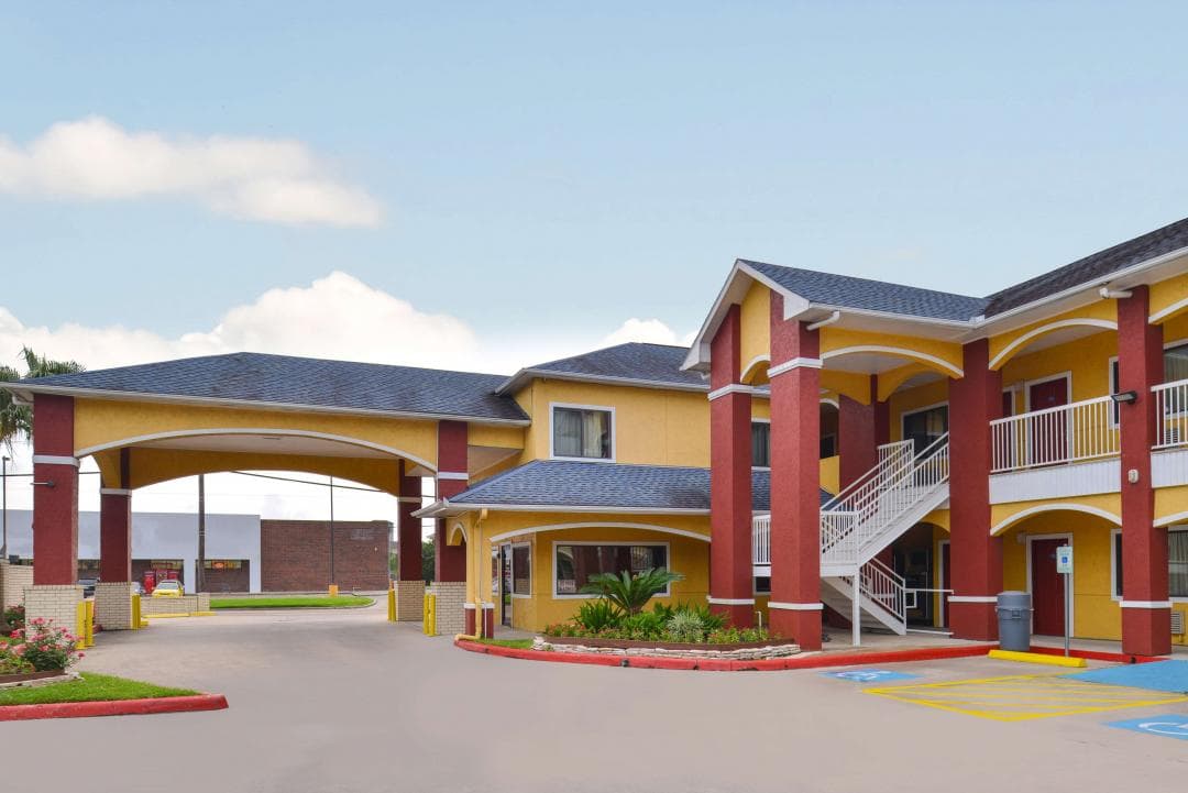 Americas Best Value Inn Baytown, Hotel in Baytown