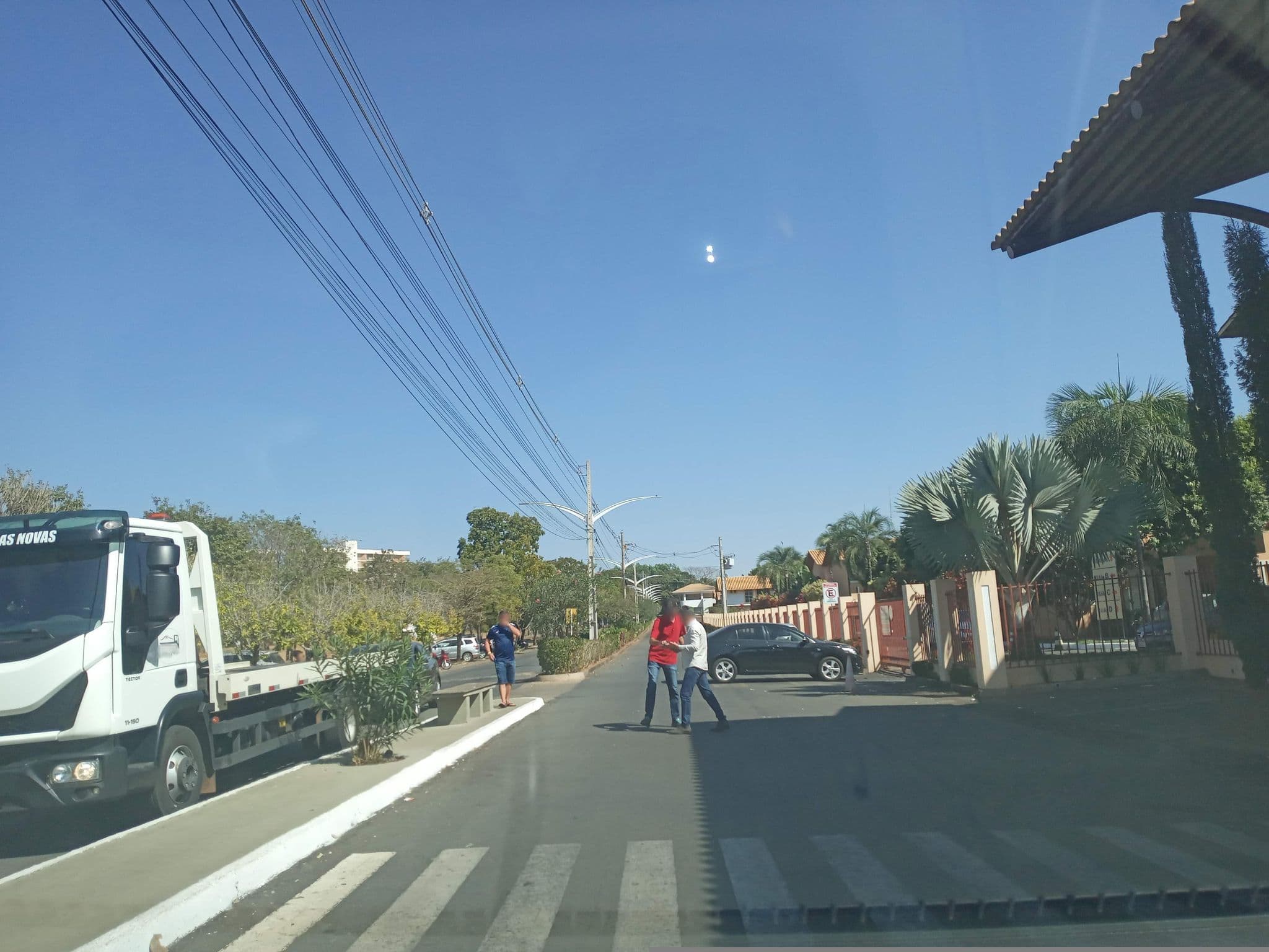 Street view near diRoma Fiori, Caldas Novas — © marcos_medeiros (CC BY-SA · Mapillary)