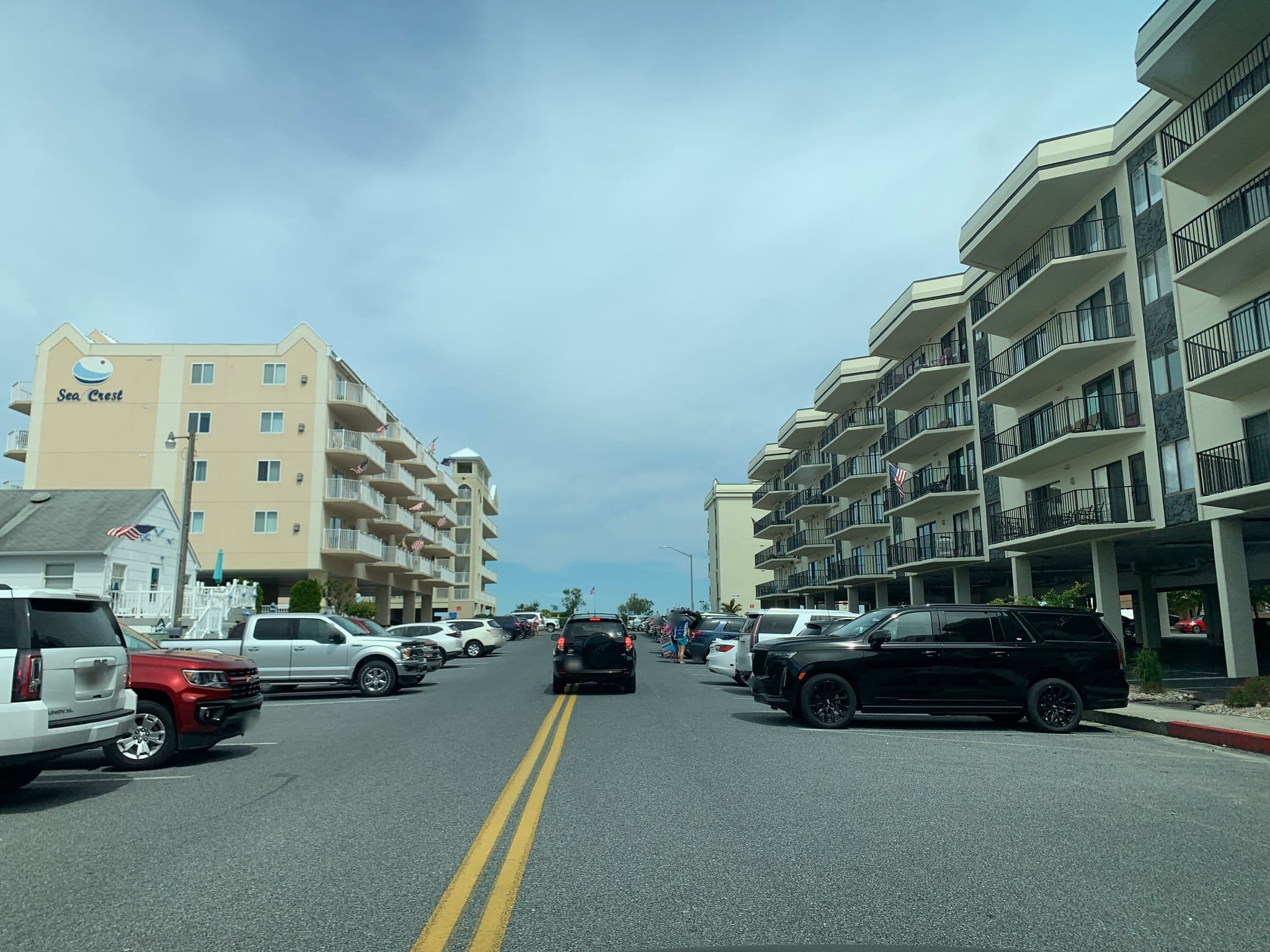 Street view near Hawaiian Village Royal Hawaiian Condominiums, Bethany Beach — © mdroads (CC BY-SA · Mapillary)