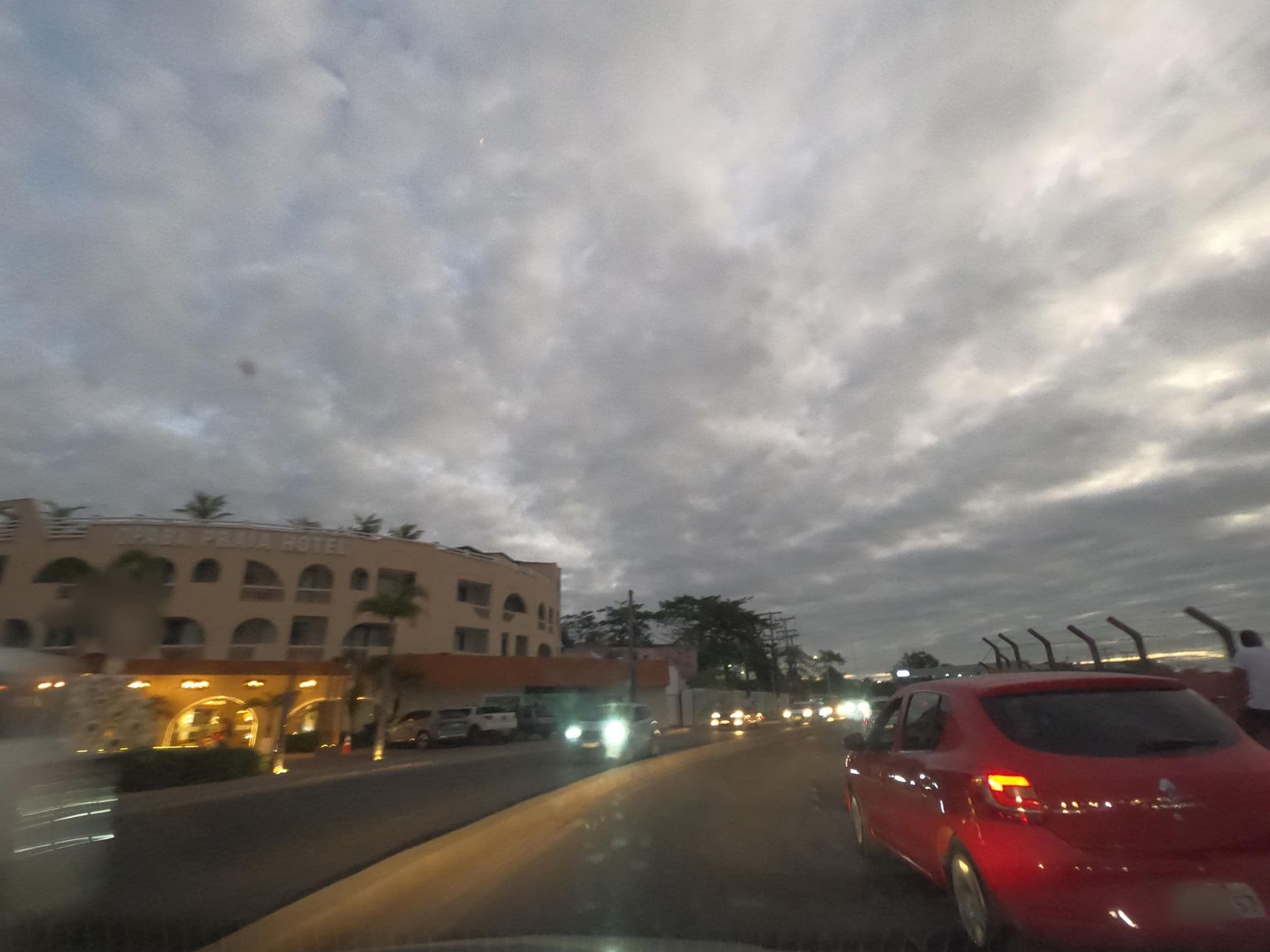 Street view near Opaba Praia Hotel, Ilhéus — © MuitoAlemdasFronteiras (CC BY-SA · Mapillary)