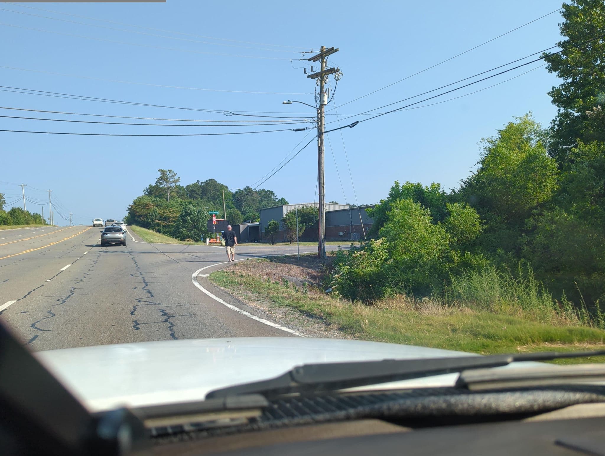 Street view near Comfort Inn & Suites, Calhoun — © googleisntcool (CC BY-SA · Mapillary)