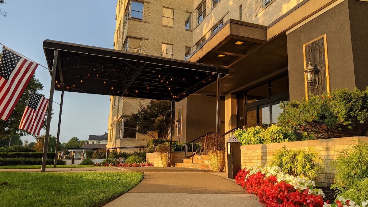 Hotel Phillips, Hotel in Bartlesville