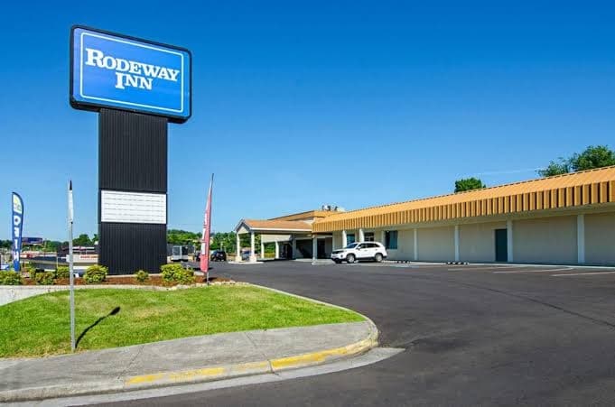 Travel Inn Bristol Near State Street, Hotel in Walnut Hill