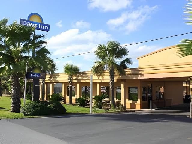 Days Inn by Wyndham Lake Charles, Hotel in Lake Charles
