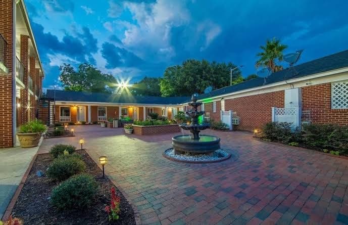 Winton Inn & Suites, Hotel in Barnwell