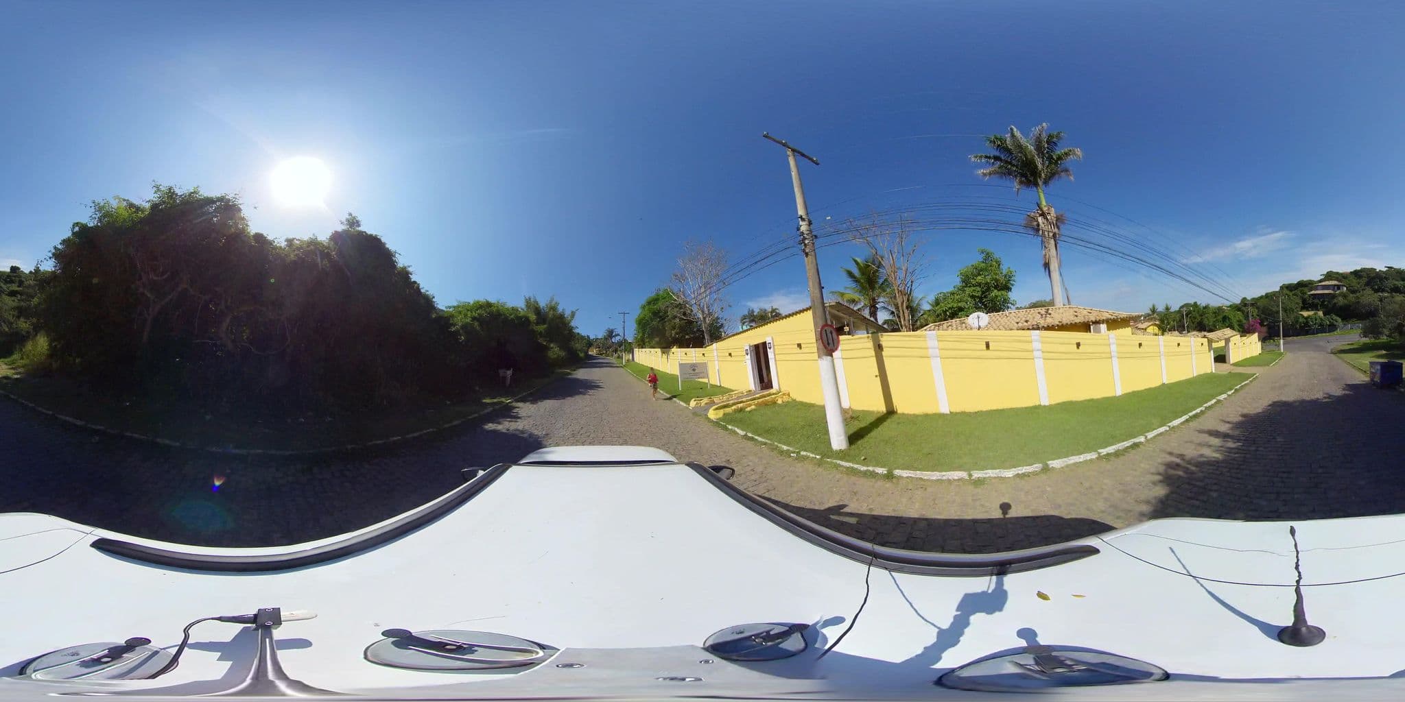 Street view near Pousada La Mansion, Armação dos Búzios — © 360 (CC BY-SA · Mapillary)