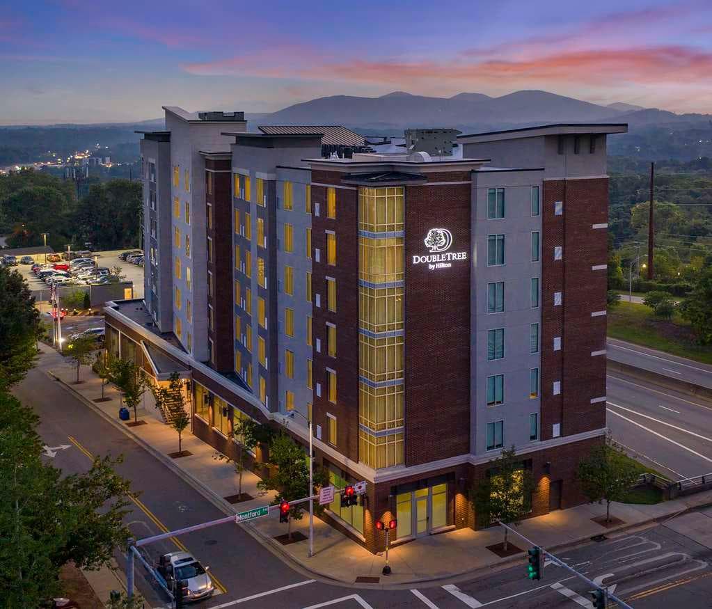 Embassy Suites by Hilton Asheville Downtown, Hotel in Asheville