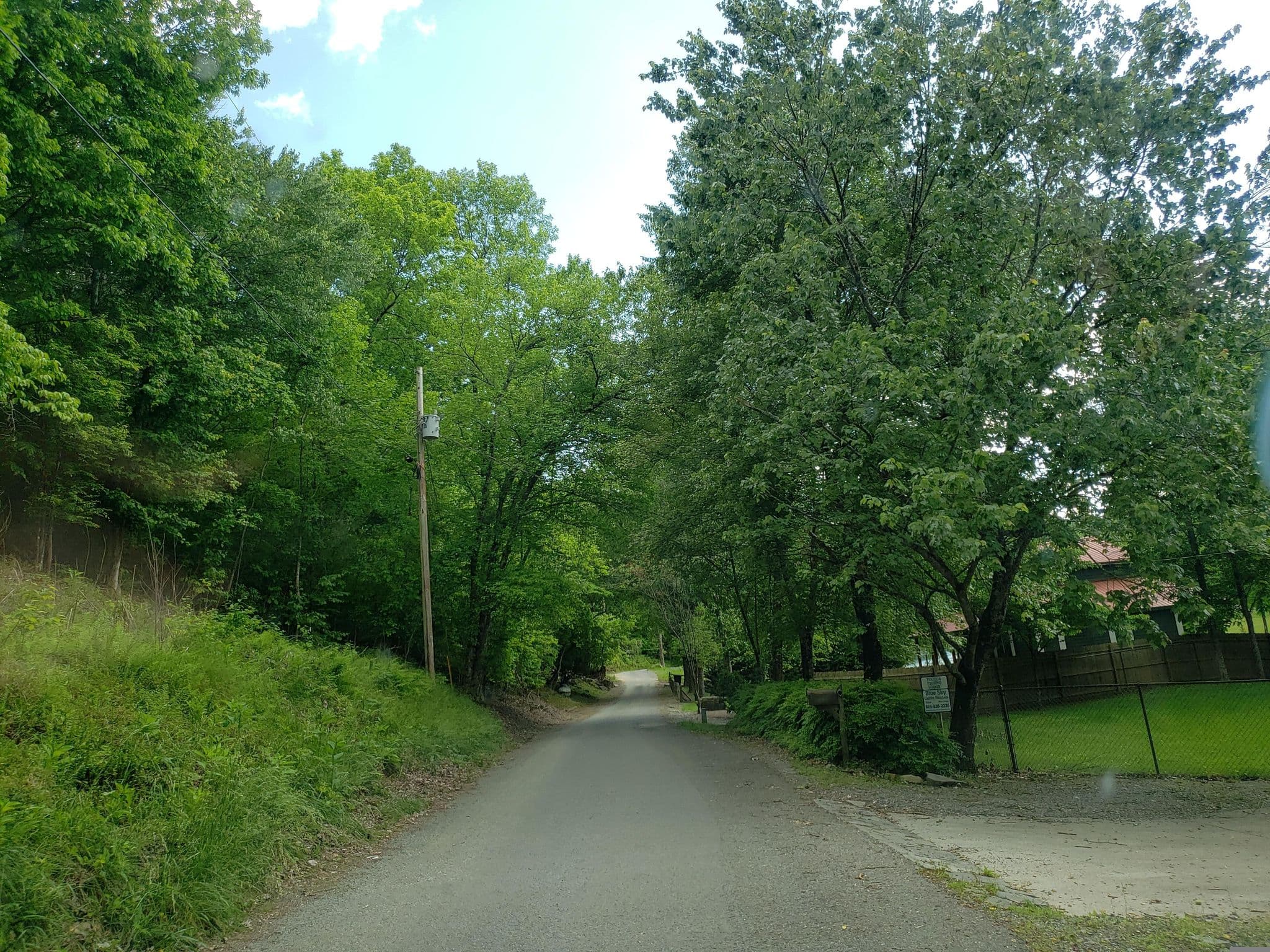 Street view near Toccoa Fishing Lodge, McCaysville — © jackdripper (CC BY-SA · Mapillary)