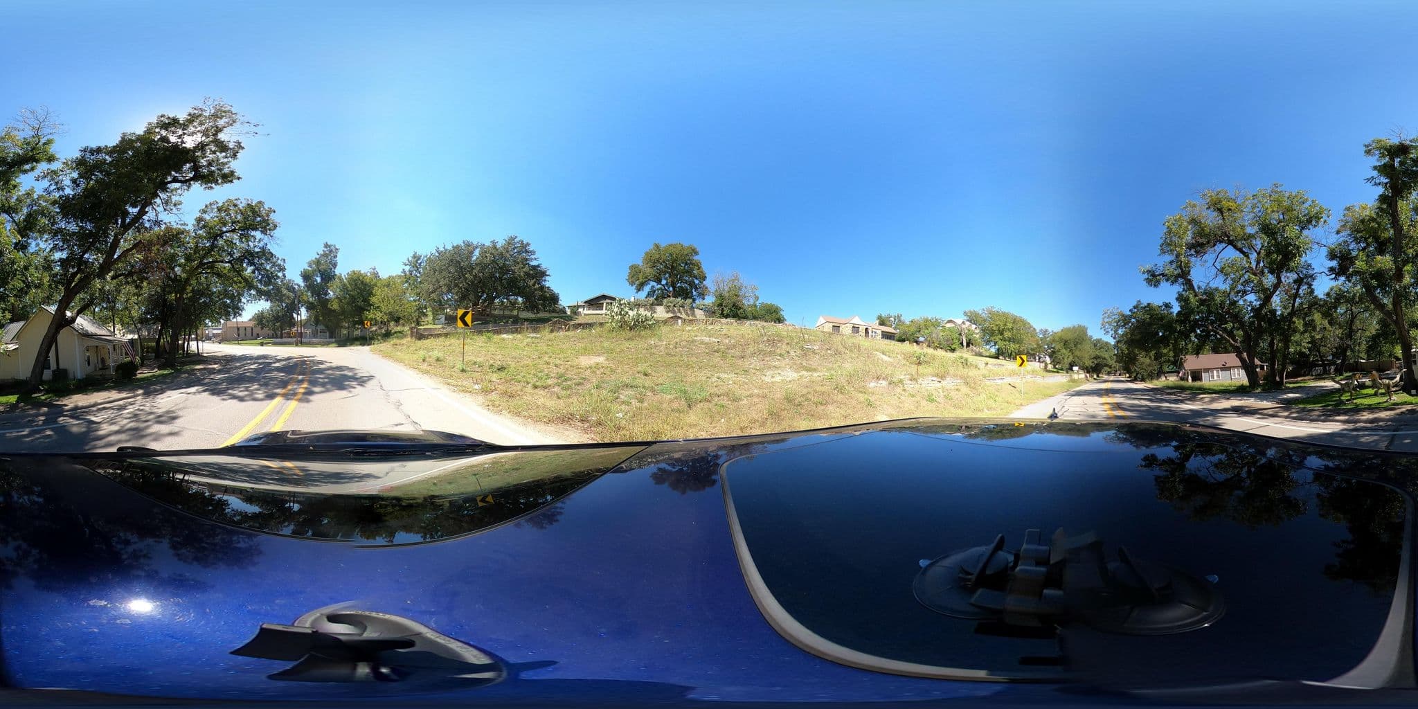 Street view near Comanche Cottage, Glen Rose — © End0fLine (CC BY-SA · Mapillary)