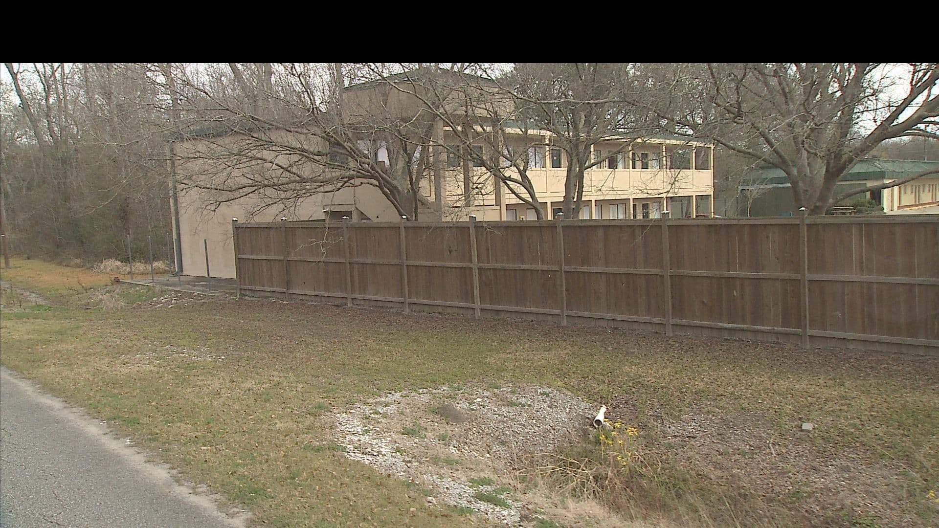 Street view near Best Western Forest Inn, Charenton — © Loc_WR (CC BY-SA · Mapillary)