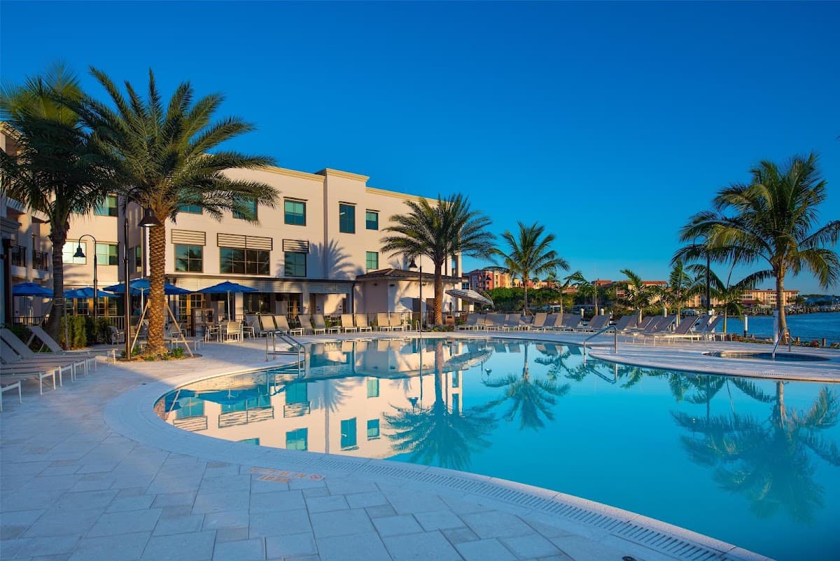 Hyatt House Naples/5th Avenue, Hotel in Naples