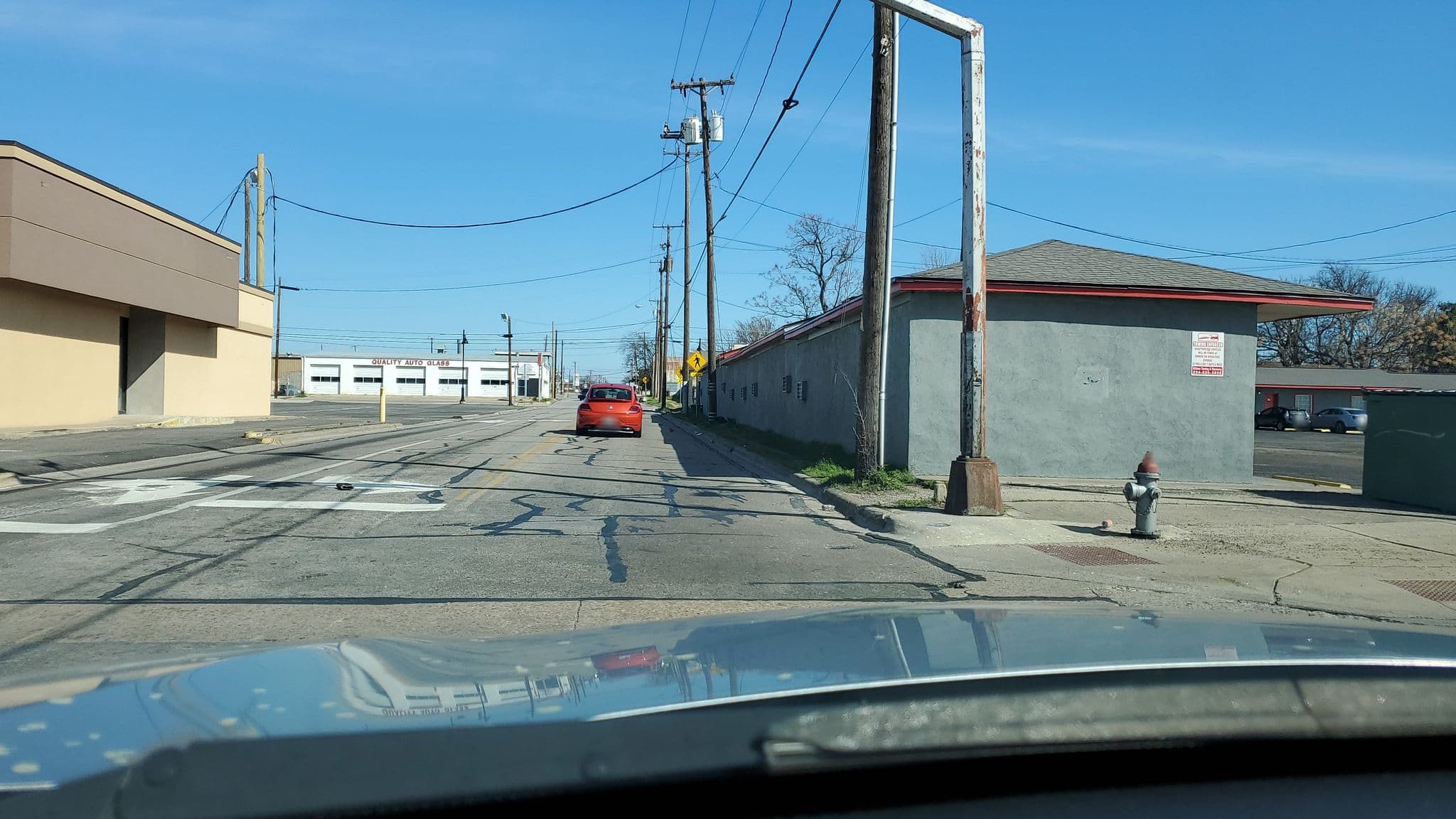 Street view near OYO Hotel, Killeen — © sathyapendyala (CC BY-SA · Mapillary)