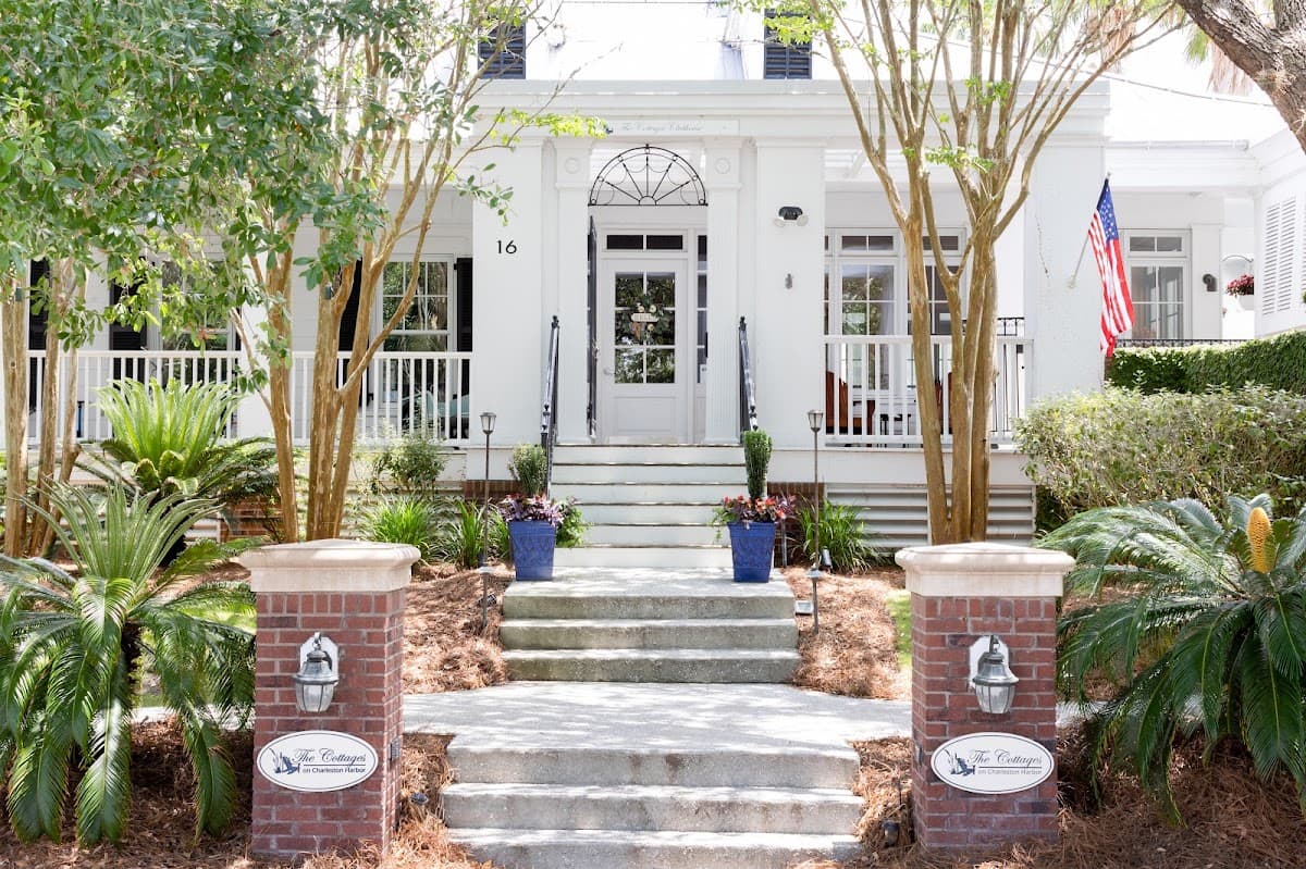The Cottages on Charleston Harbor, Hotel in Charleston
