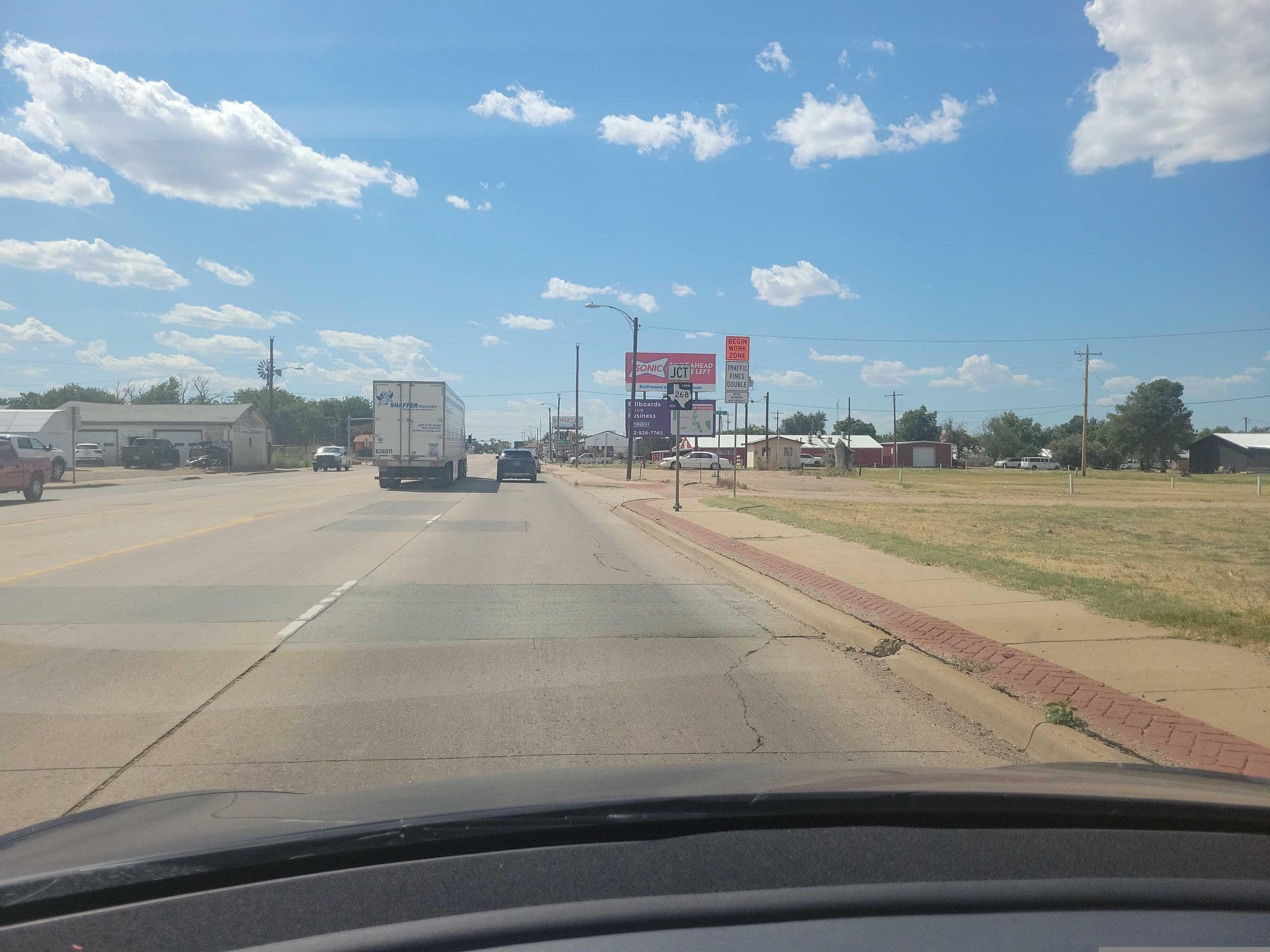 Street view near Super 8, Childress — © Montrose_Lyle (CC BY-SA · Mapillary)