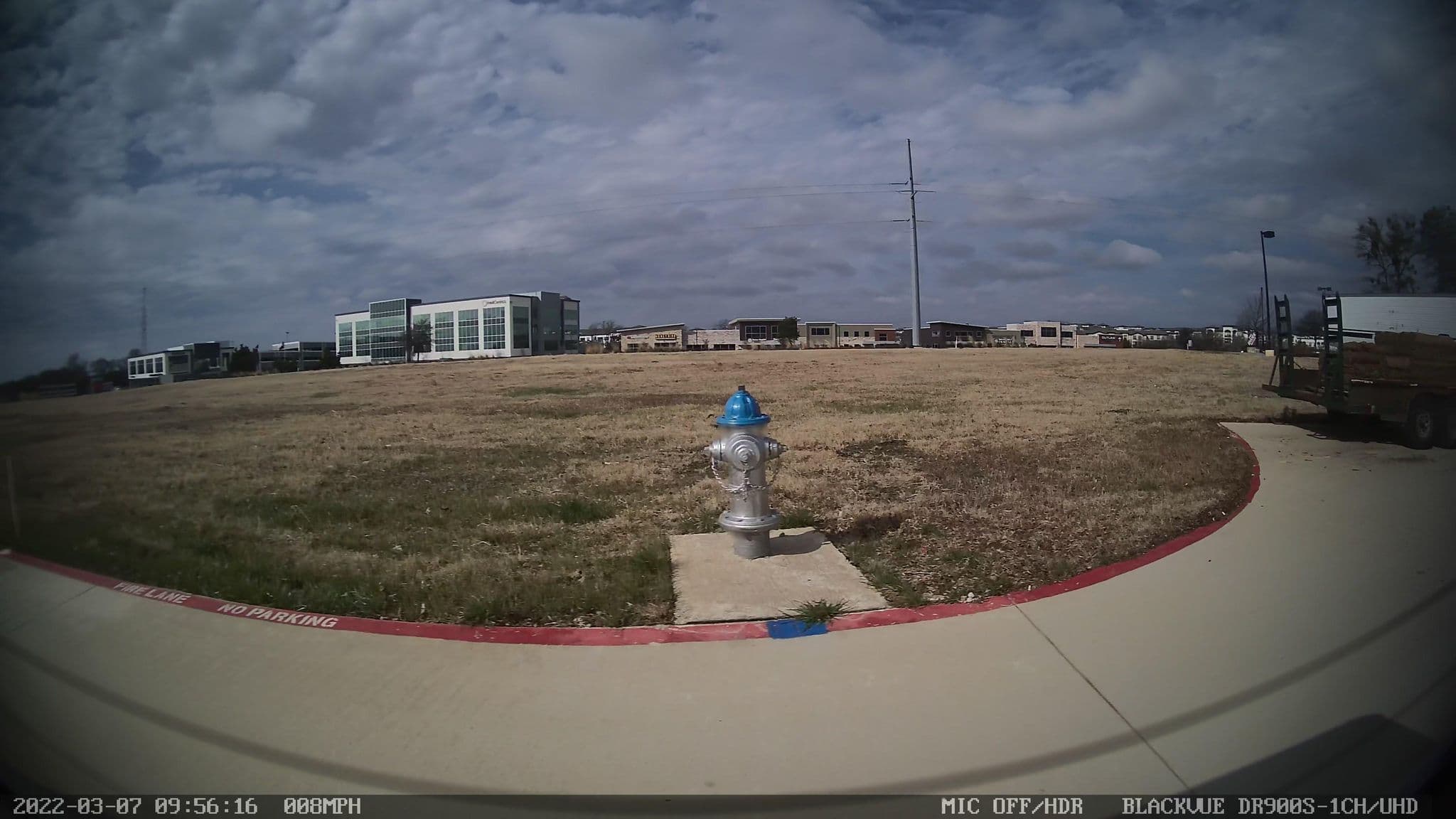 Street view near Hampton Inn, Flower Mound — © gruzovik (CC BY-SA · Mapillary)