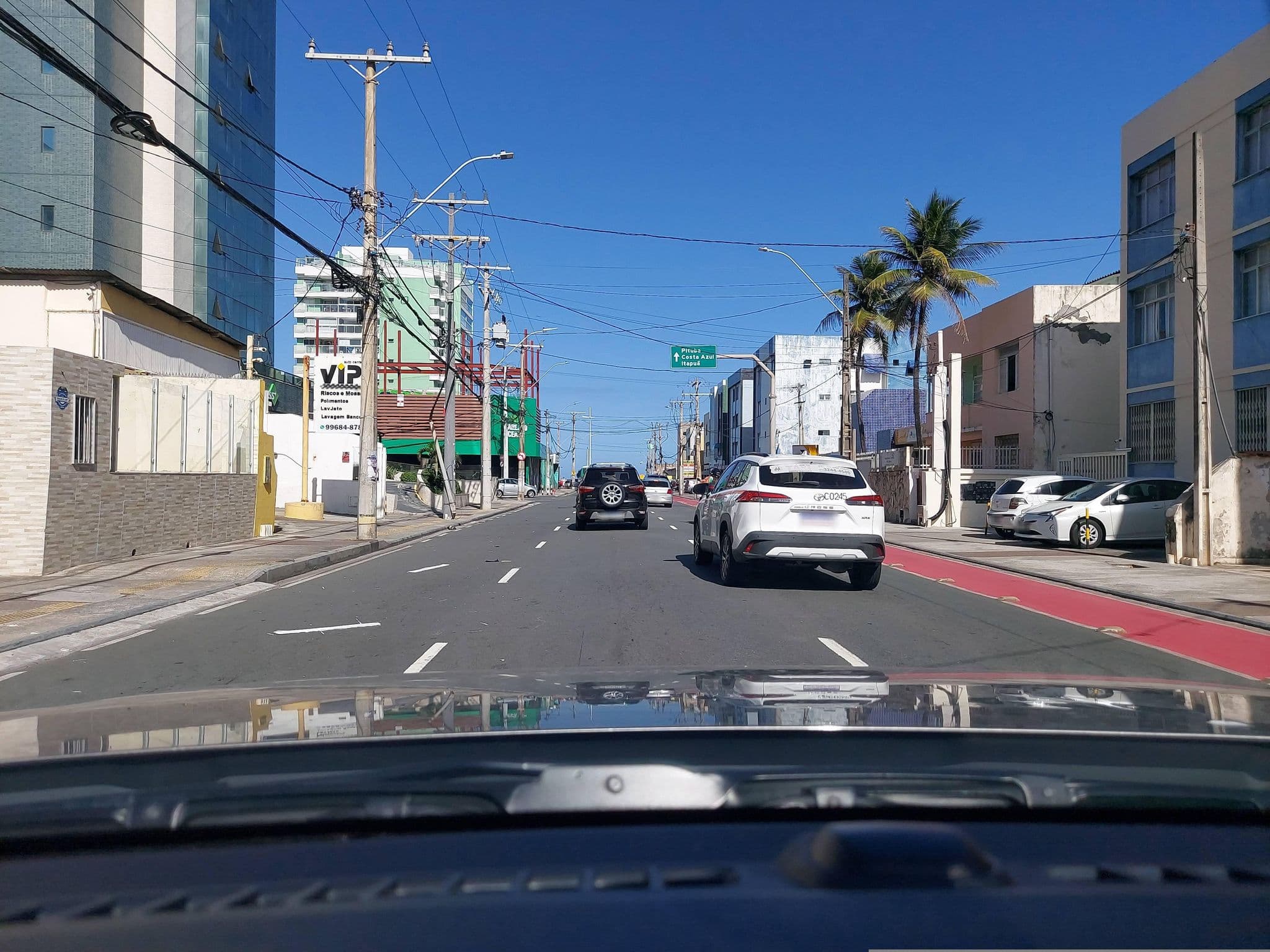 Street view near Pousada Amaralina, Salvador — © georgenqueiroz (CC BY-SA · Mapillary)