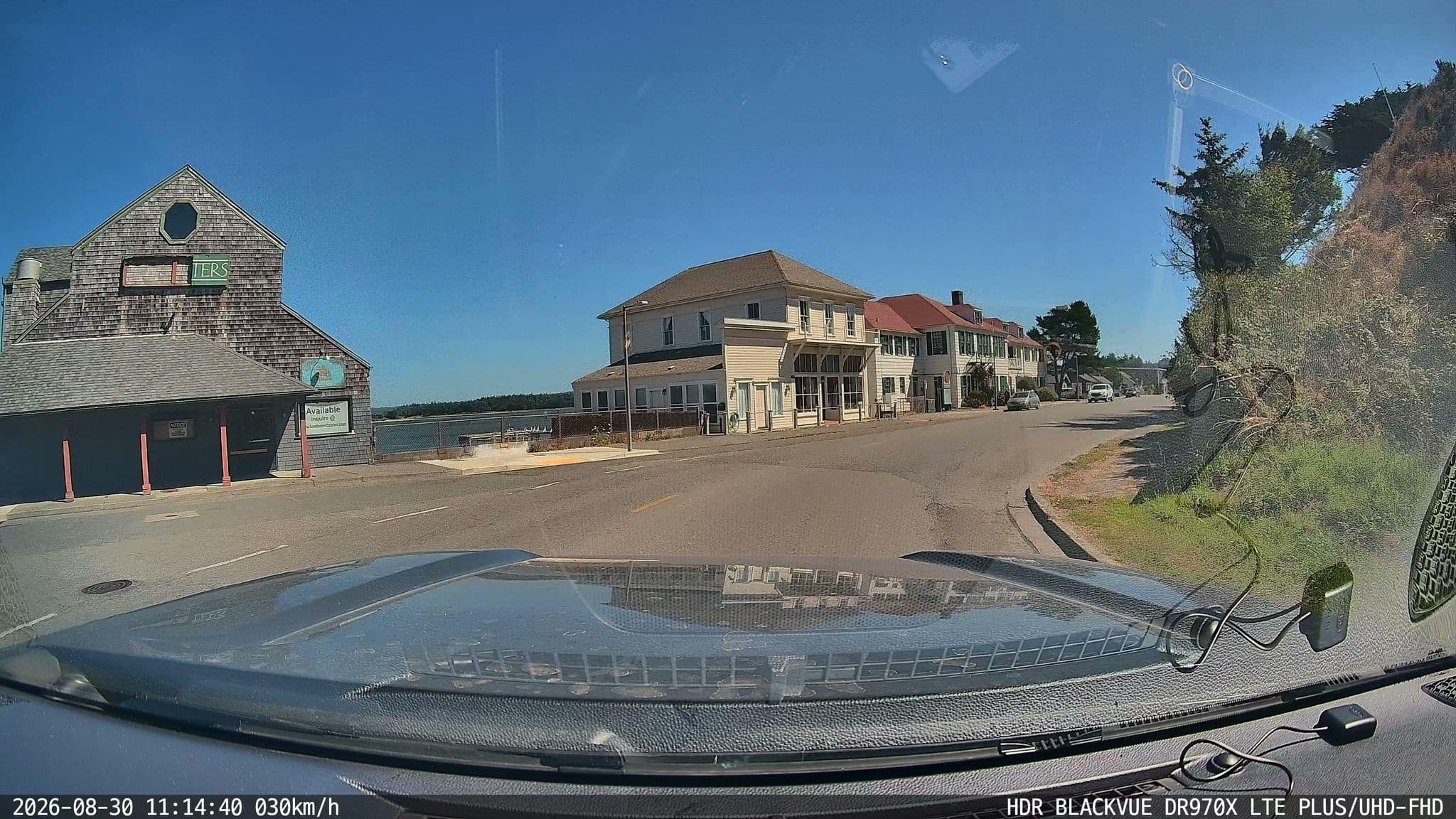 Street view near River House, Bandon — © zemepisar (CC BY-SA · Mapillary)