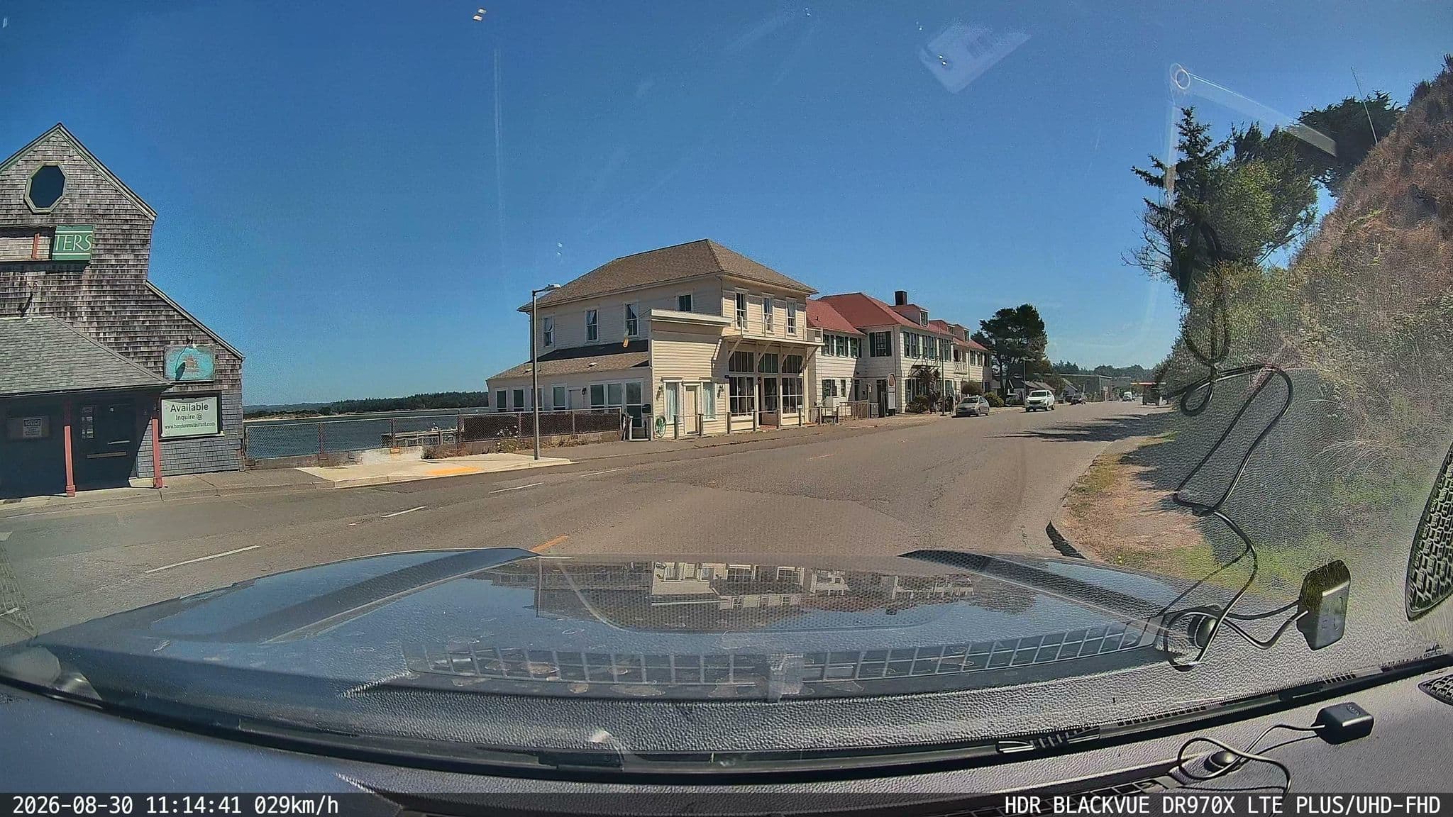 Street view near Vacation House, Bandon — © zemepisar (CC BY-SA · Mapillary)