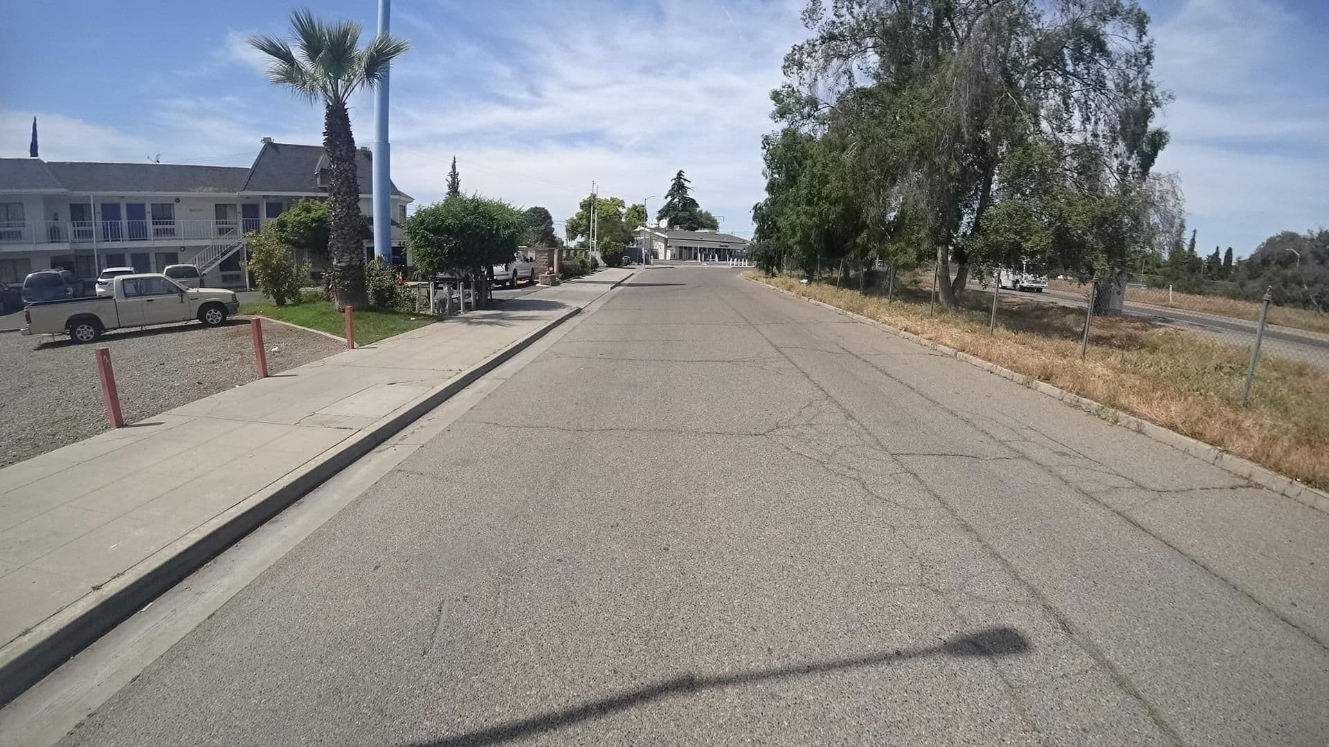 Street view near Econo Lodge North Parkway Drive, Fresno — © marker_geo (CC BY-SA · Mapillary)