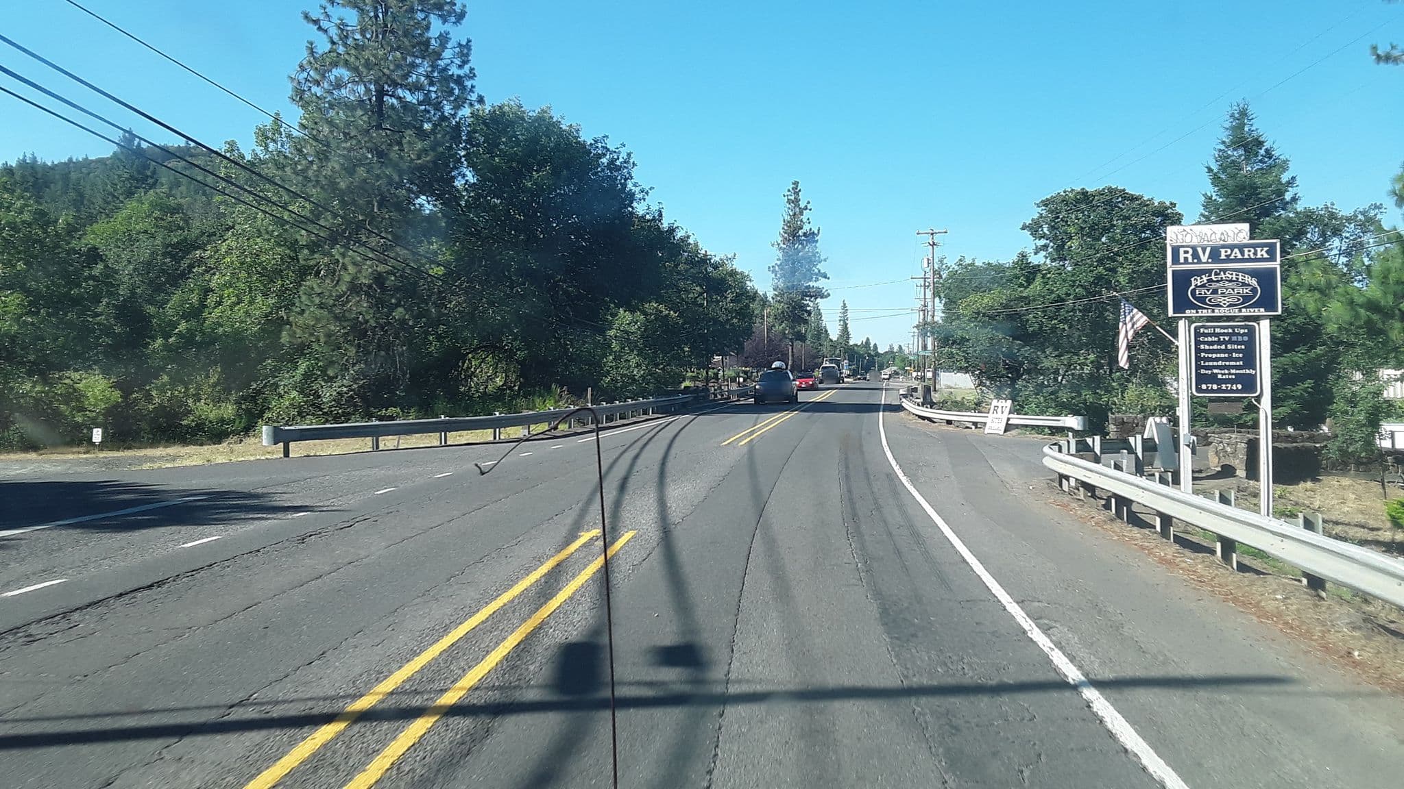 Street view near Fly Caster RV Park, Shady Cove — © jbthemilker (CC BY-SA · Mapillary)