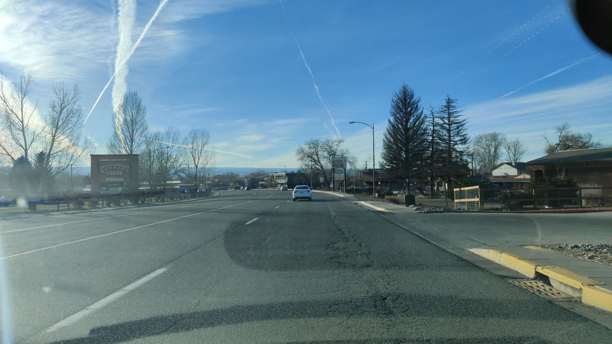 Street view near Motel 6, Montrose — © vorpalblade (CC BY-SA · Mapillary)