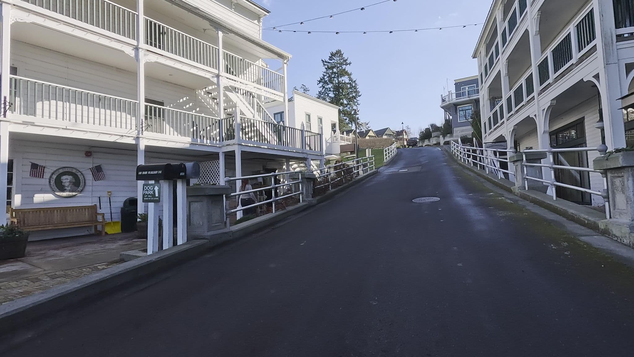 Street view near McMillin Suites, Friday Harbor — © natfoot (CC BY-SA · Mapillary)