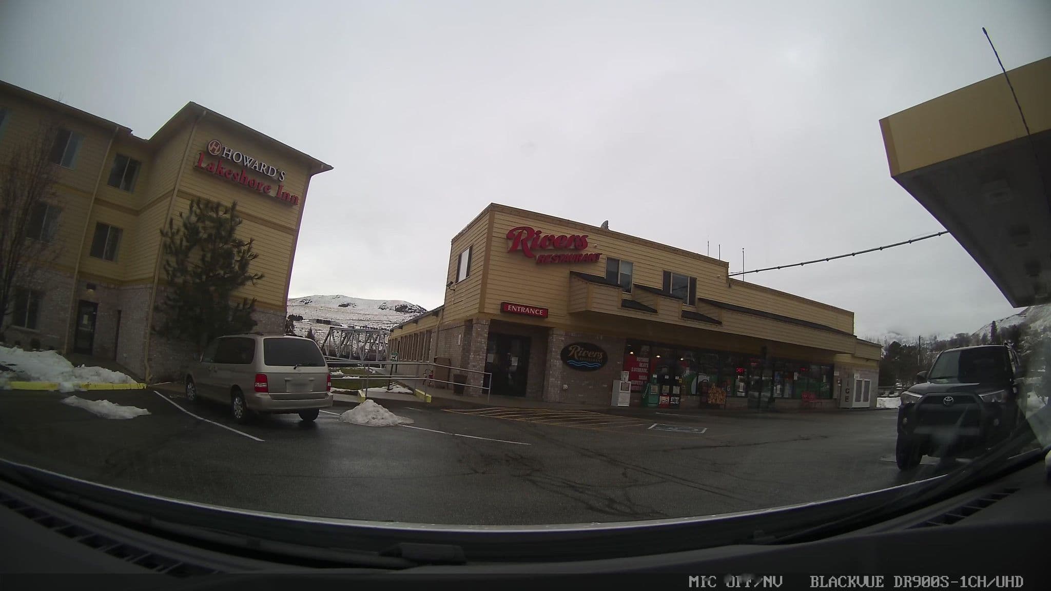 Street view near Howard's Lakeshore Inn, Brewster — © damnitgetmybeer (CC BY-SA · Mapillary)