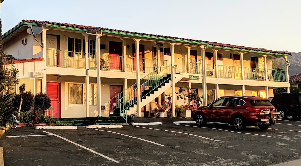 Holiday Lodge, Motel in Mission Canyon