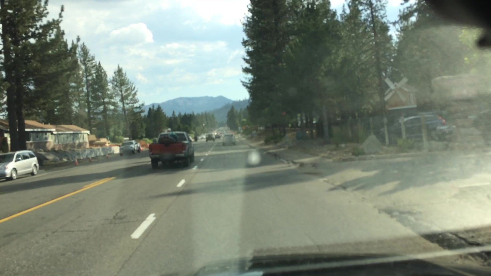 Street view near Tahoe Retreat & Spa, South Lake Tahoe — © lvl5 (CC BY-SA · Mapillary)