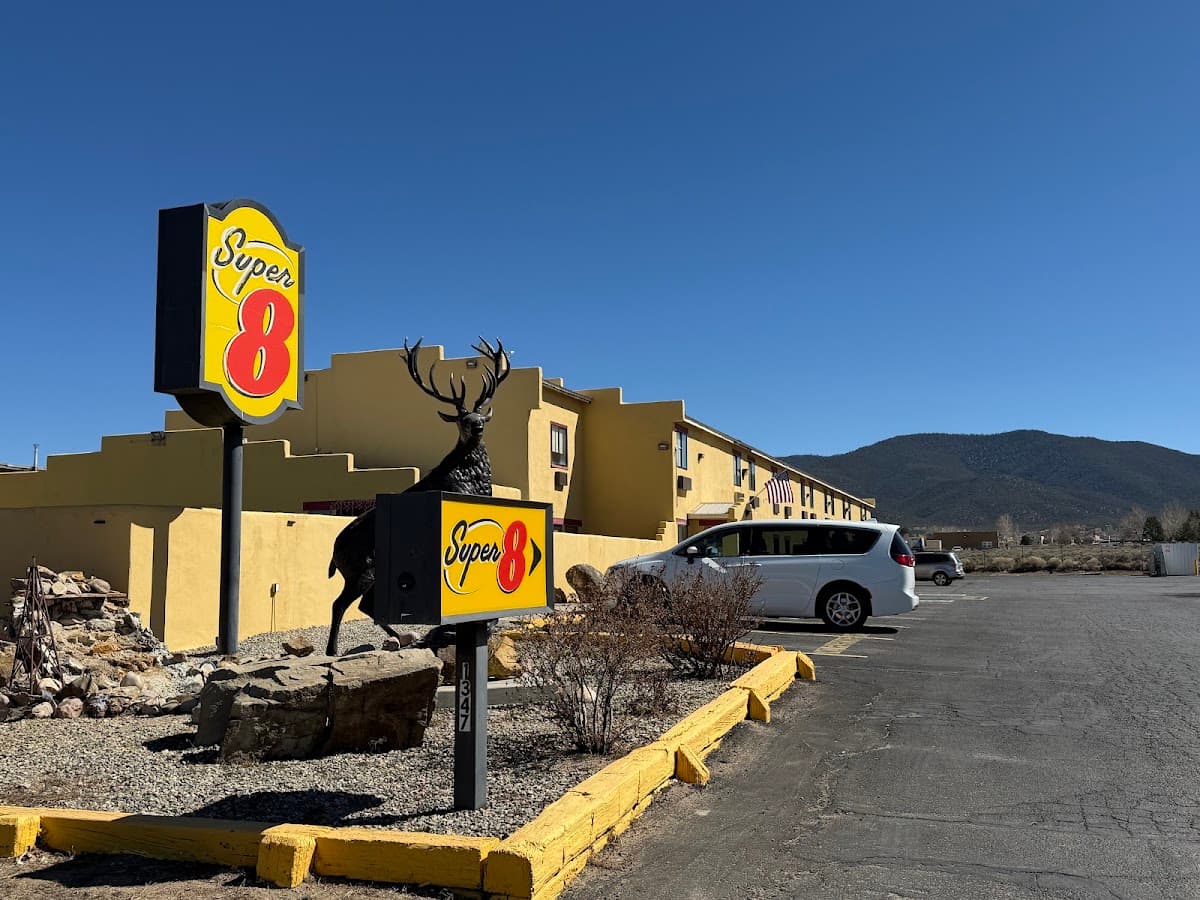Super 8 Taos, Motel in Ranchos de Taos