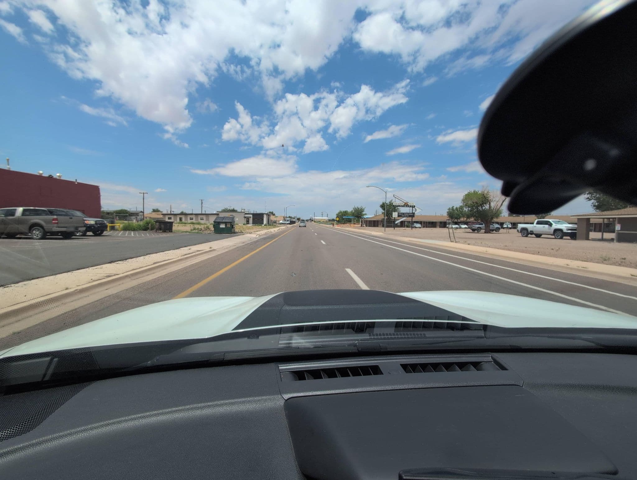 Street view near Price Right Motel, Winslow — © mapillary01730 (CC BY-SA · Mapillary)