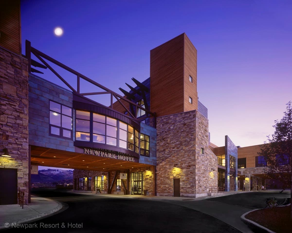 Newpark Hotel, Hotel in Snyderville