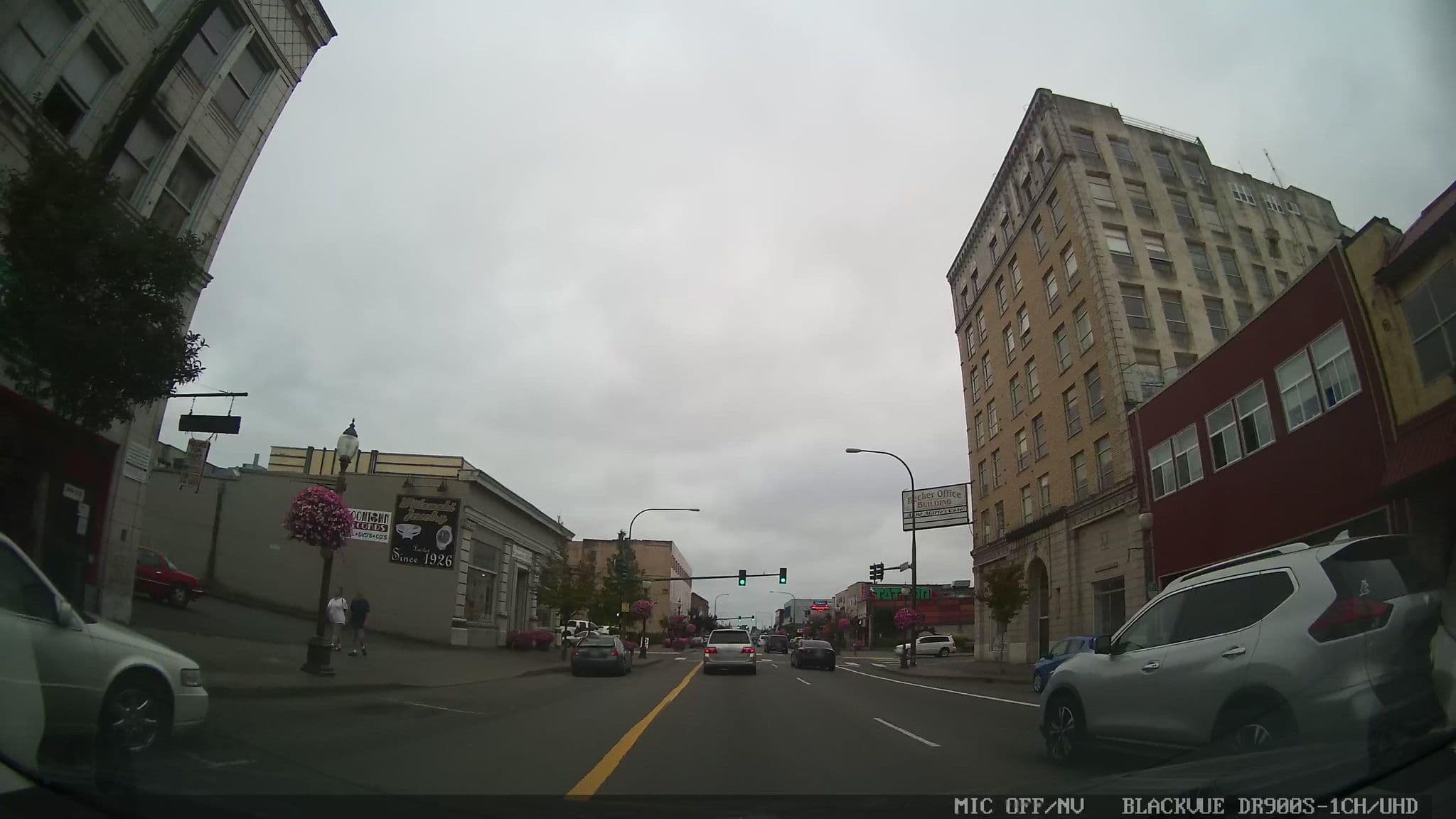 Street view near Grays Hostel, Cosmopolis — © damnitgetmybeer (CC BY-SA · Mapillary)