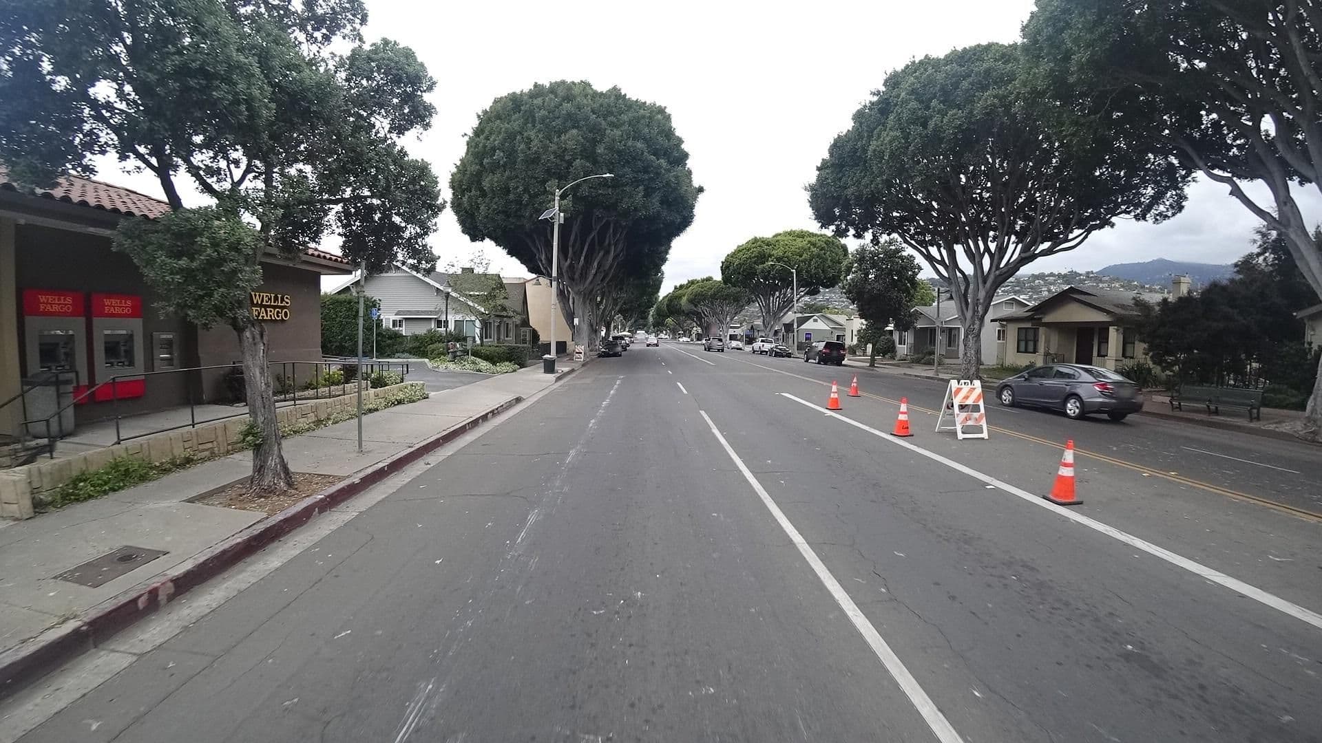 Street view near IHSP Santa Barbara, Santa Barbara — © marker_geo (CC BY-SA · Mapillary)