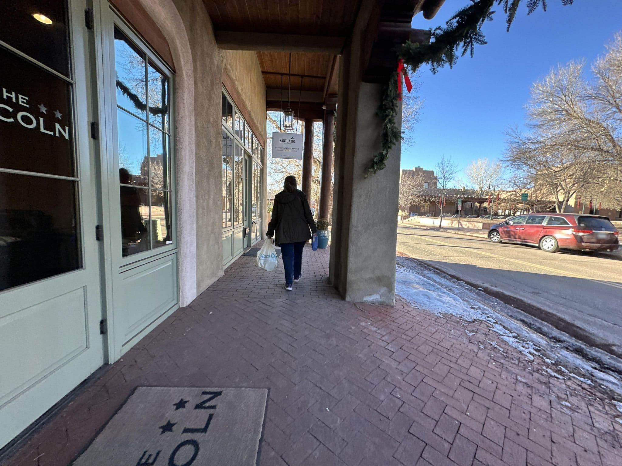 Street view near The Lincoln, Santa Fe — © quickness805 (CC BY-SA · Mapillary)