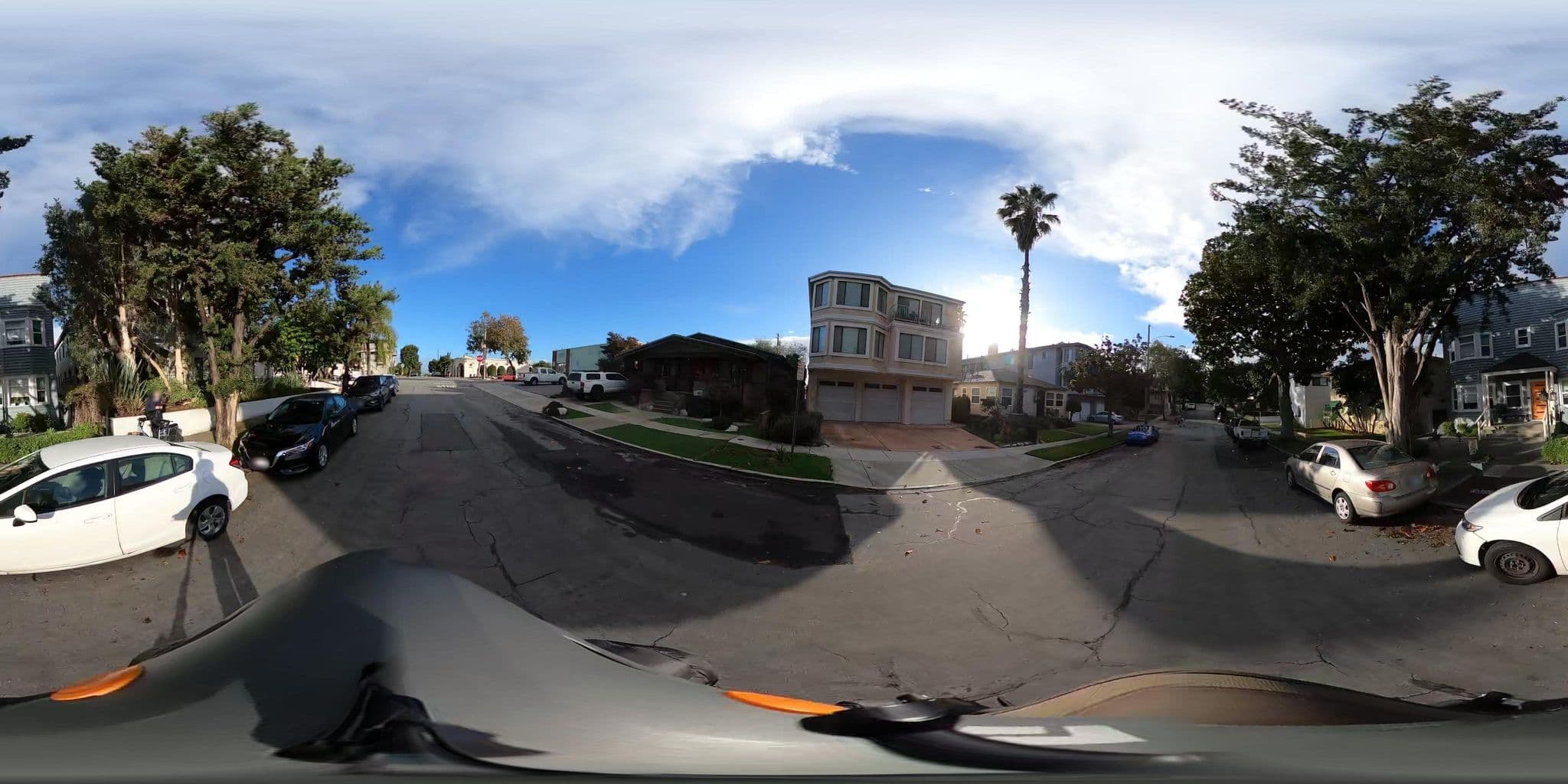 Street view near 2TwentyOne, El Segundo — © beddy (CC BY-SA · Mapillary)
