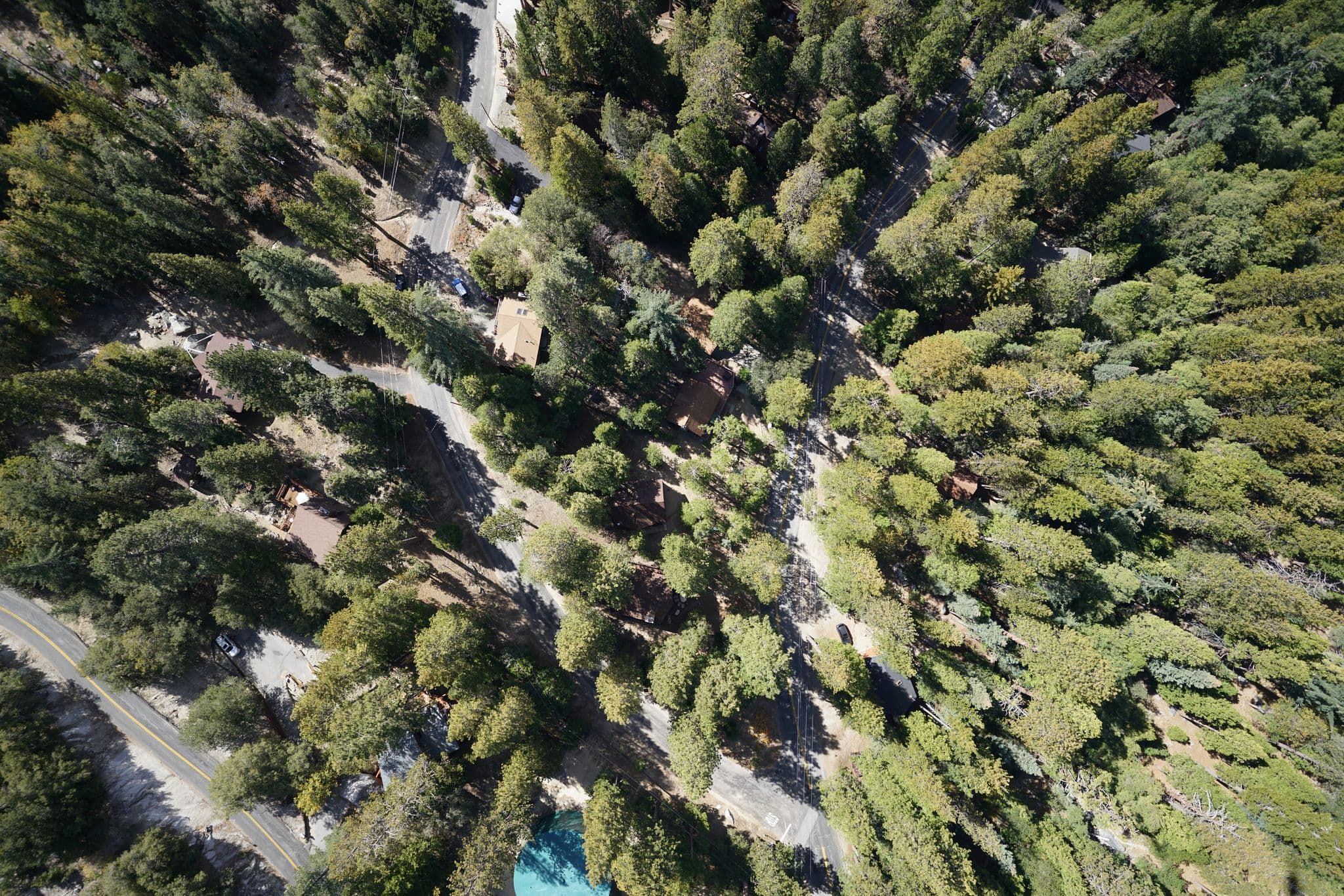 Street view near Tahquitz Rock Lodge, Idyllwild — © udsinc (CC BY-SA · Mapillary)