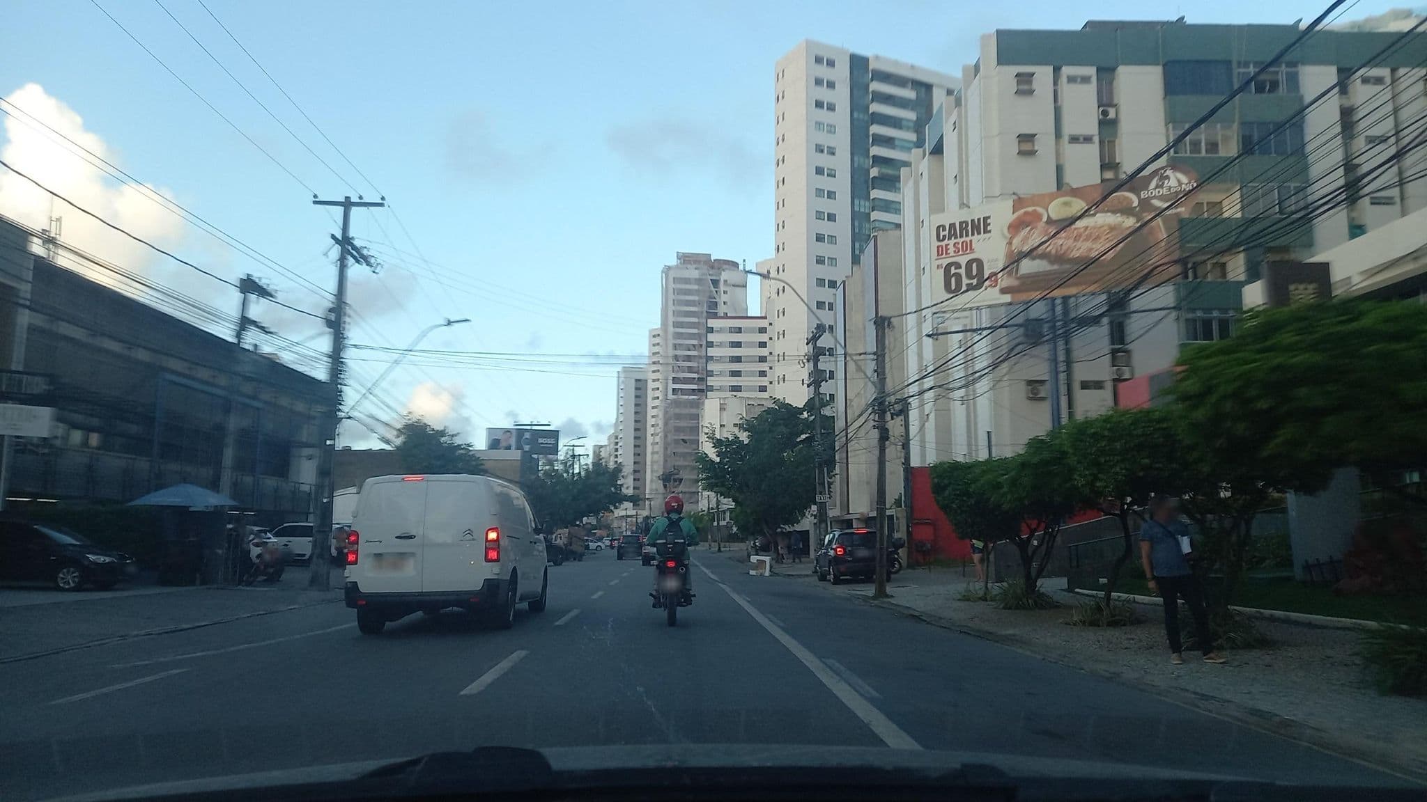 Street view near Hotel Manibu, Recife — © Kaart_Local (CC BY-SA · Mapillary)
