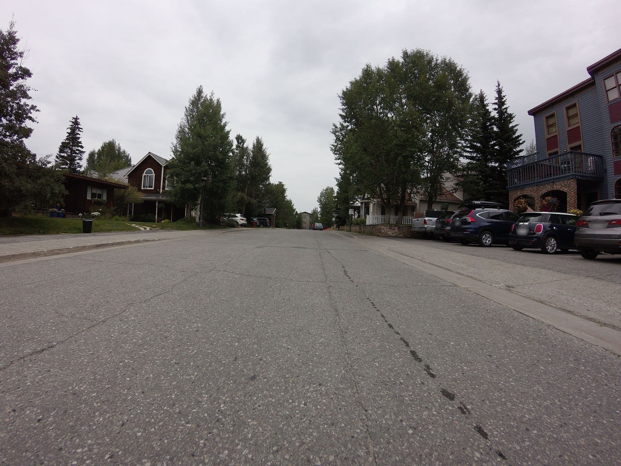 Street view near The Historic Brown & Fox's Den, Silverthorne — © talllguy (CC BY-SA · Mapillary)