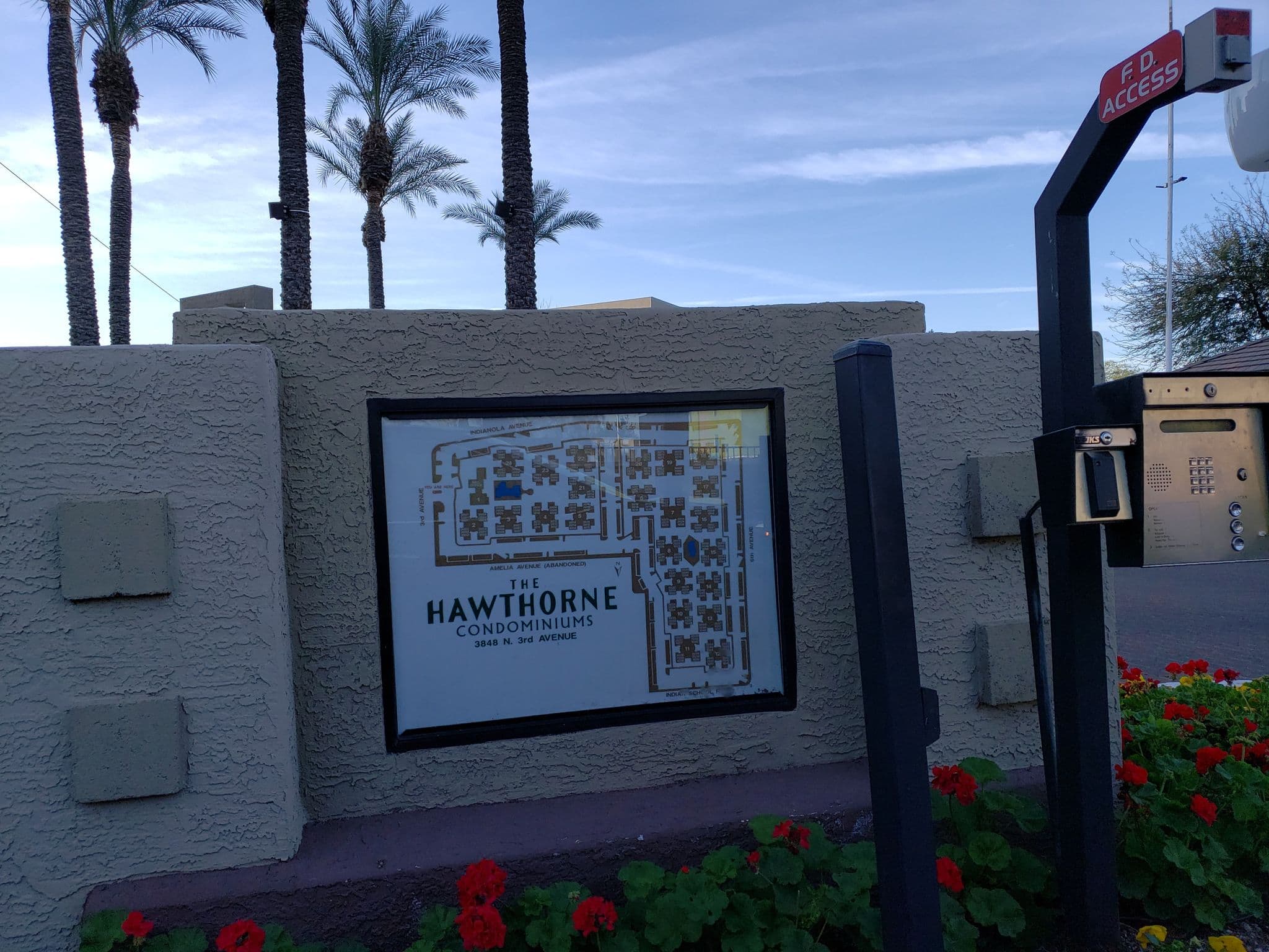 Street view near The Hawthorne, Encanto — © drkludge (CC BY-SA · Mapillary)