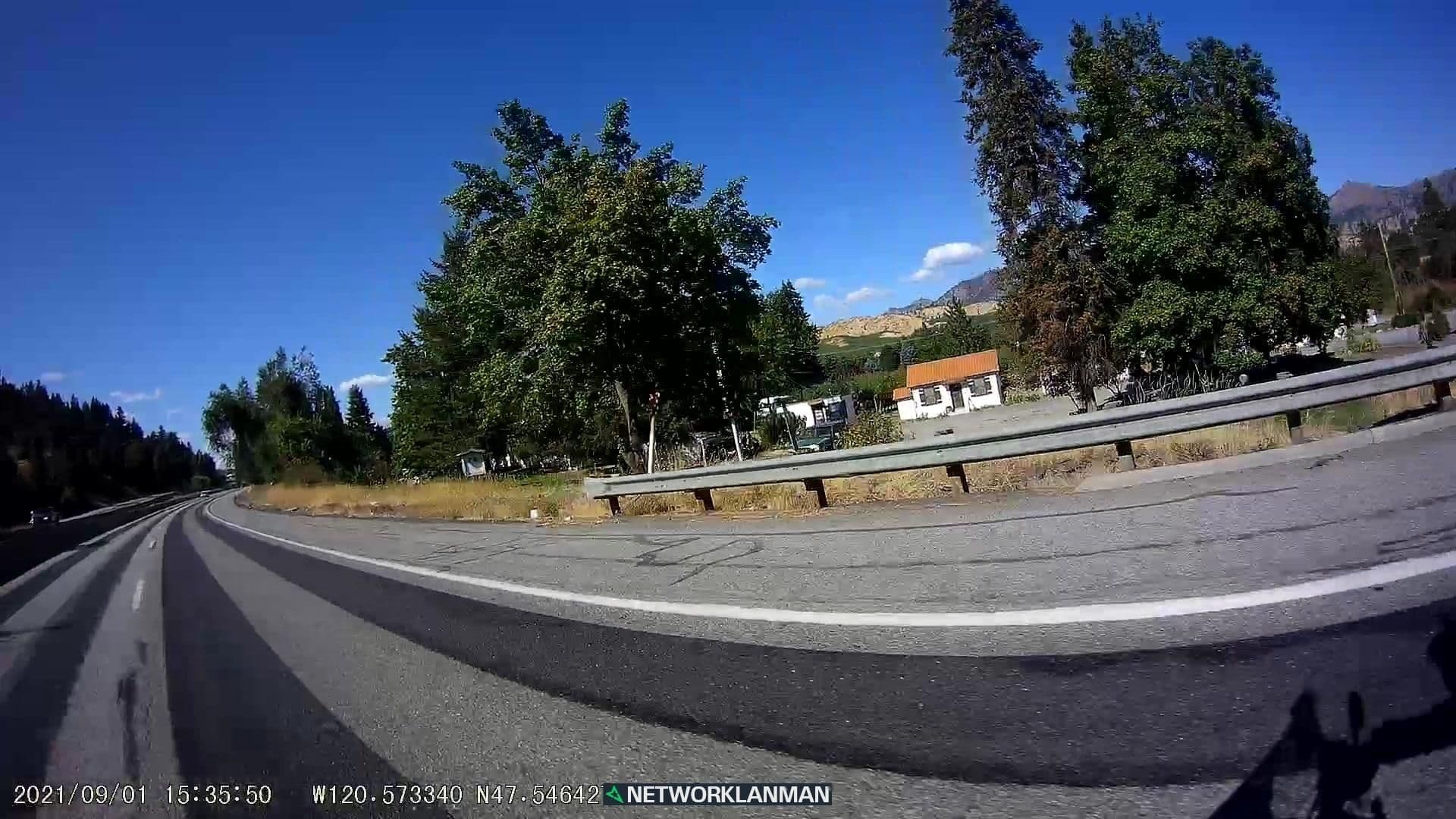 Street view near Valley Cottage Motel, Cashmere — © networklanman (CC BY-SA · Mapillary)