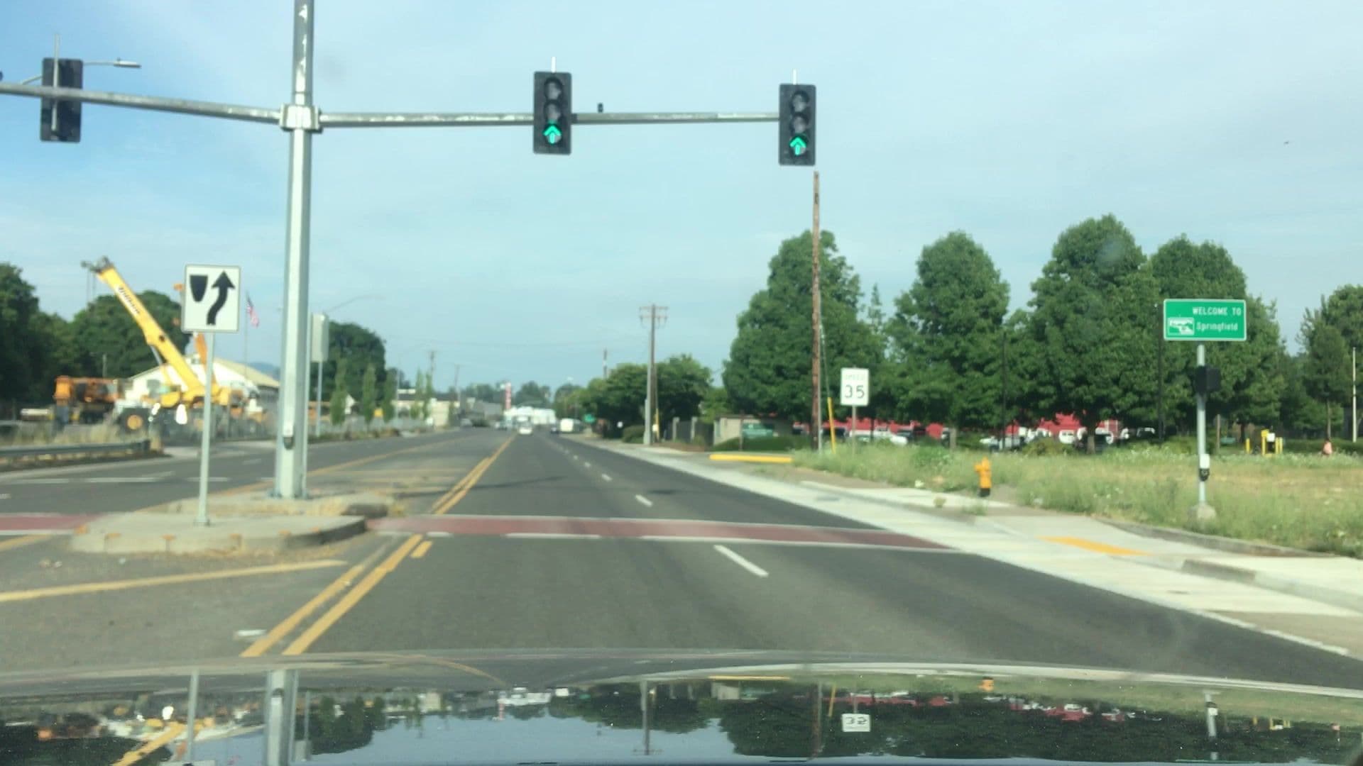 Street view near Tru, Eugene — © lvl5 (CC BY-SA · Mapillary)