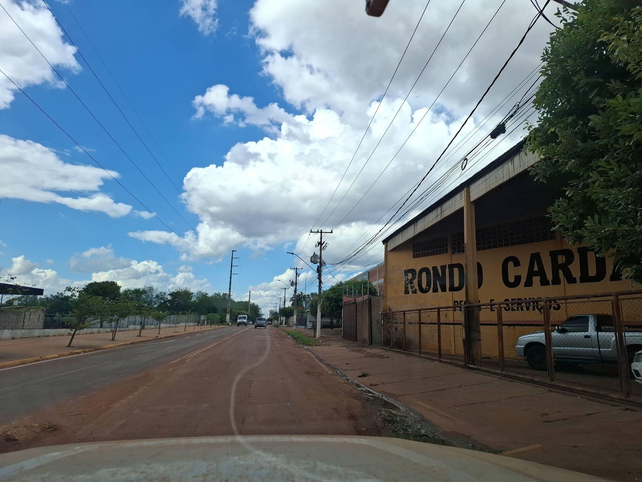 Street view near Hotel Talismã, Rondonópolis — © brunocastaldeli (CC BY-SA · Mapillary)